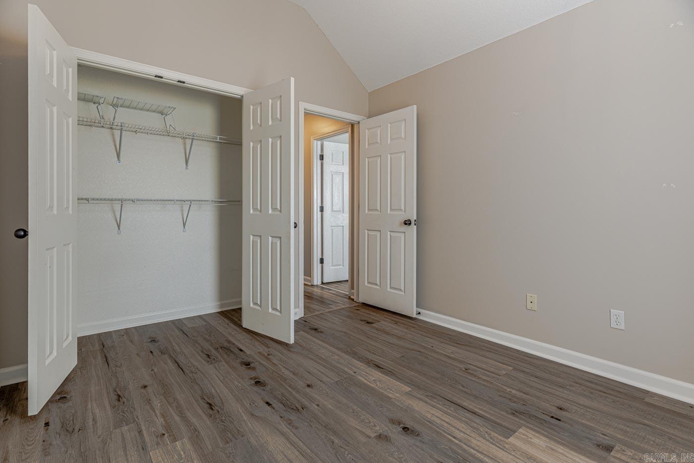 5408 Deerfield Dr Property Photo 27