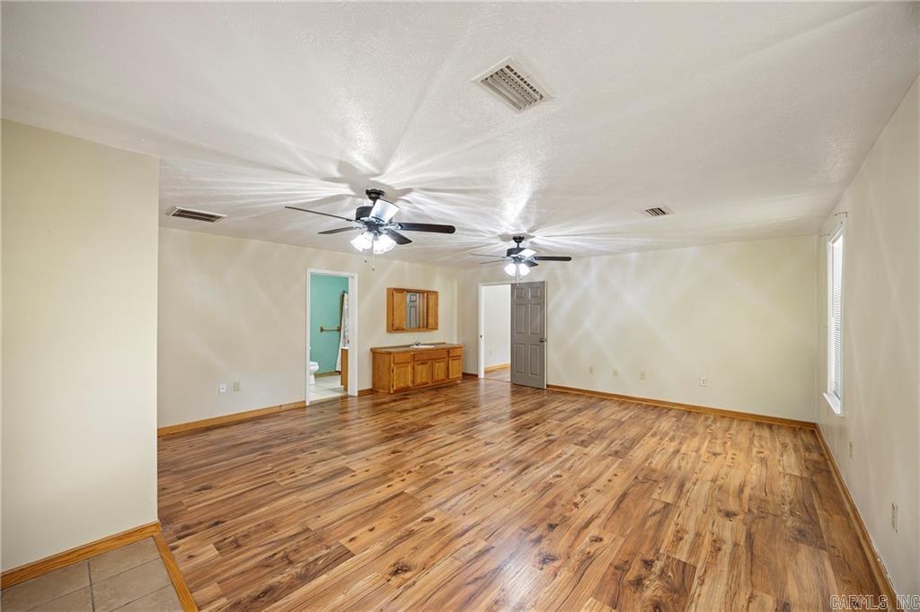 655 Charton Road Property Photo 17