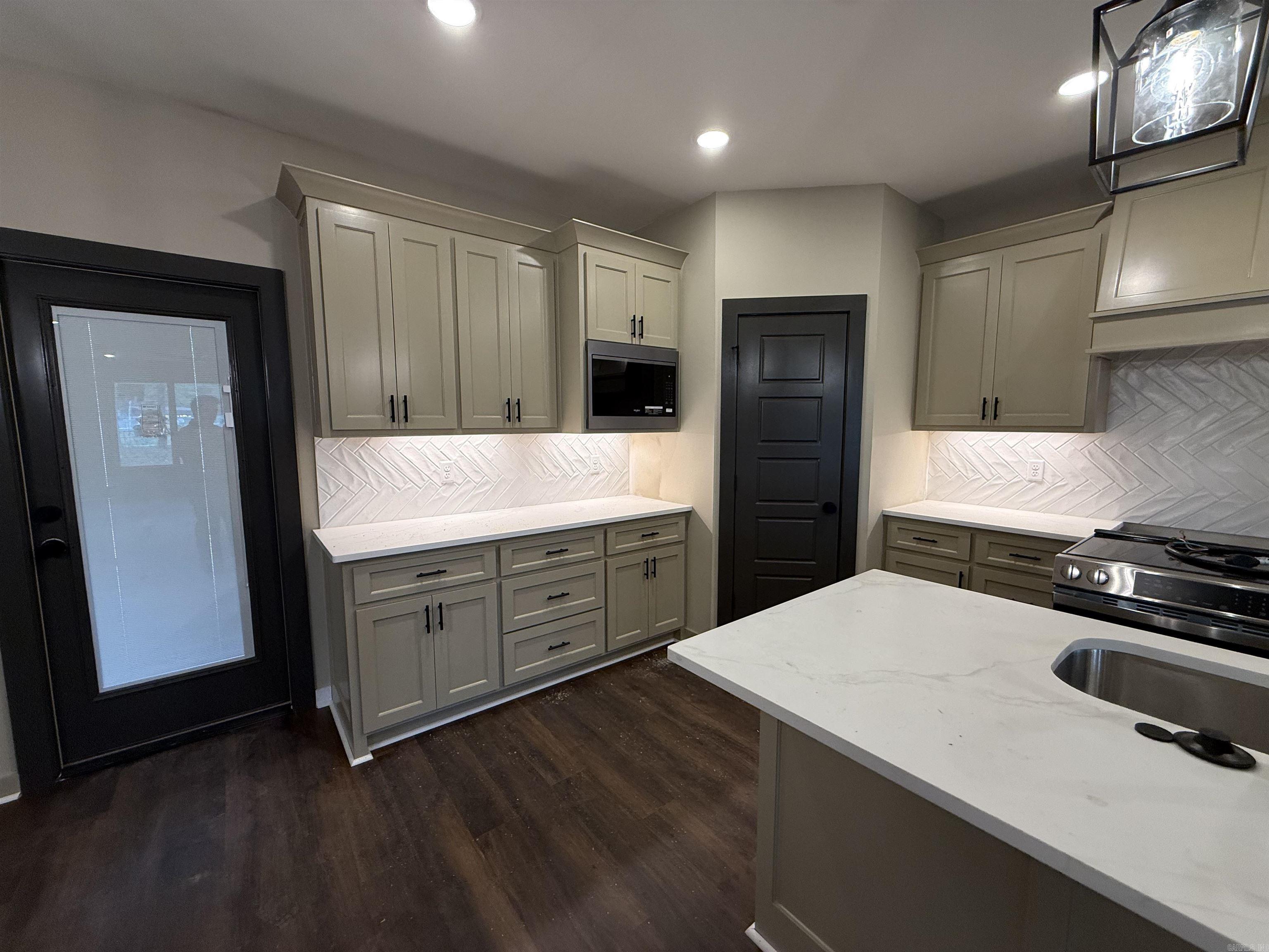 607 Brents Ford Road Property Photo 6