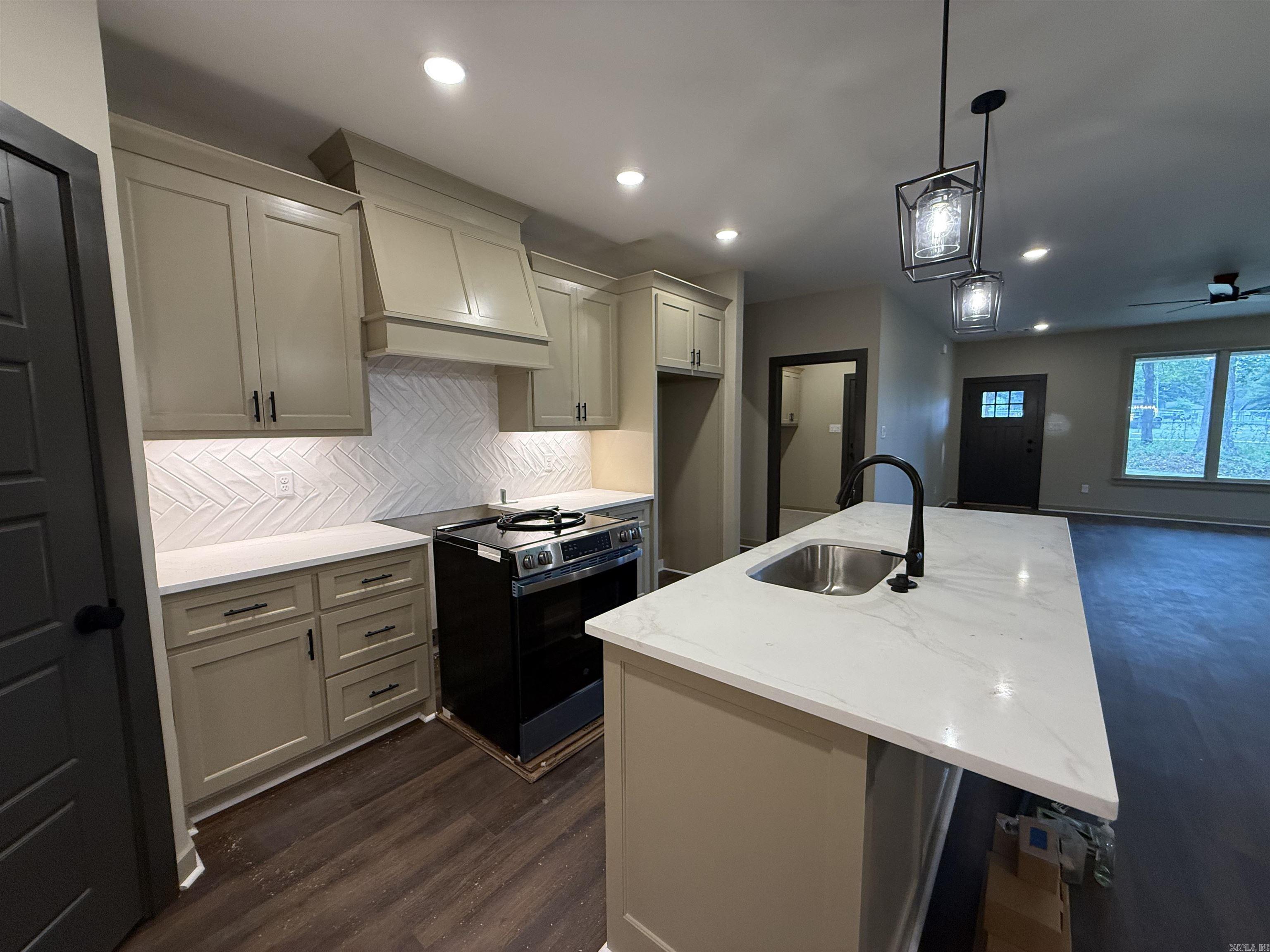 607 Brents Ford Road Property Photo 8