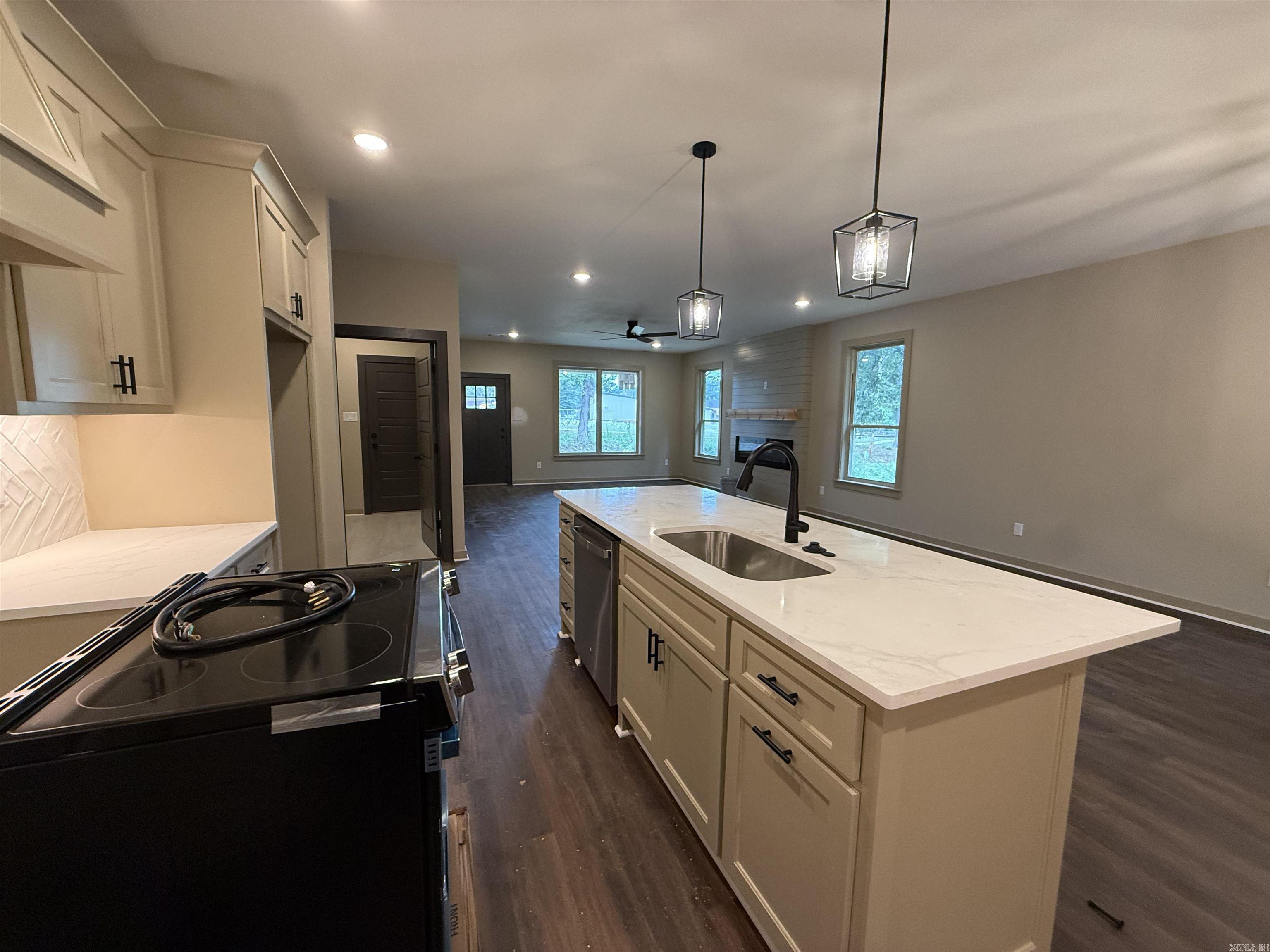 607 Brents Ford Road Property Photo 9