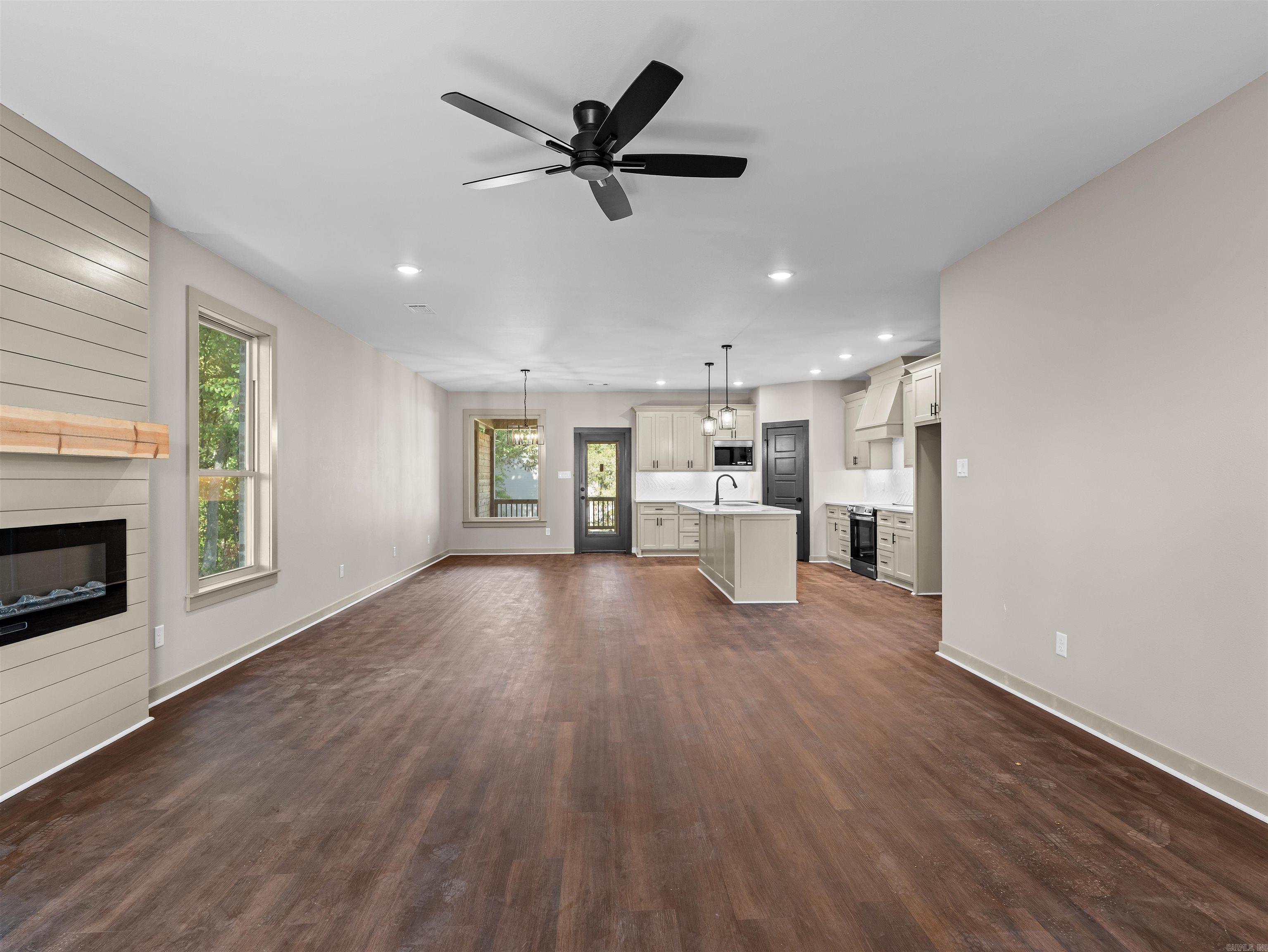 607 Brents Ford Road Property Photo 10