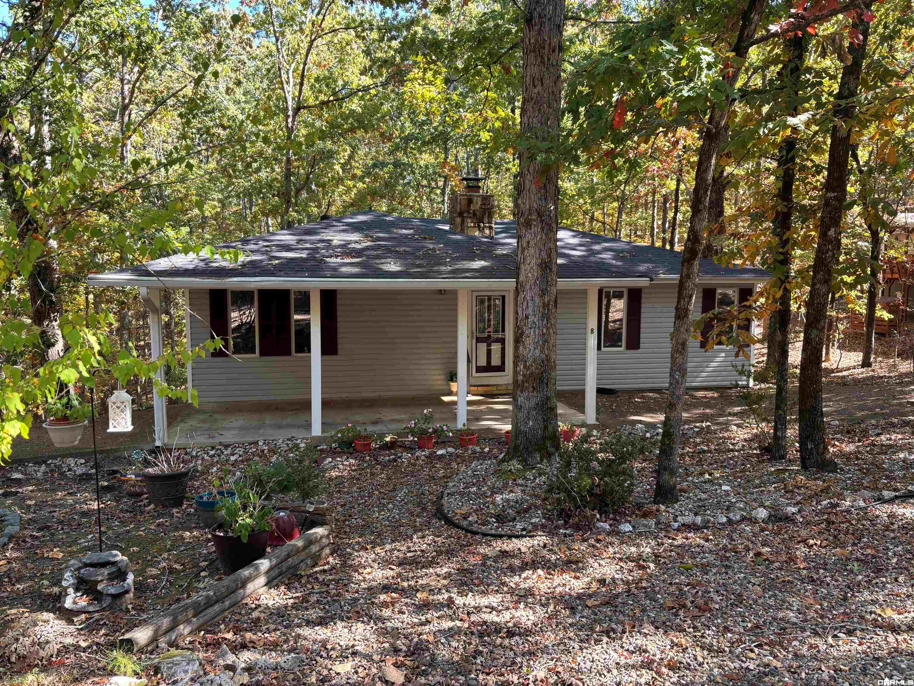 8 Tivisa Lane Property Photo 1