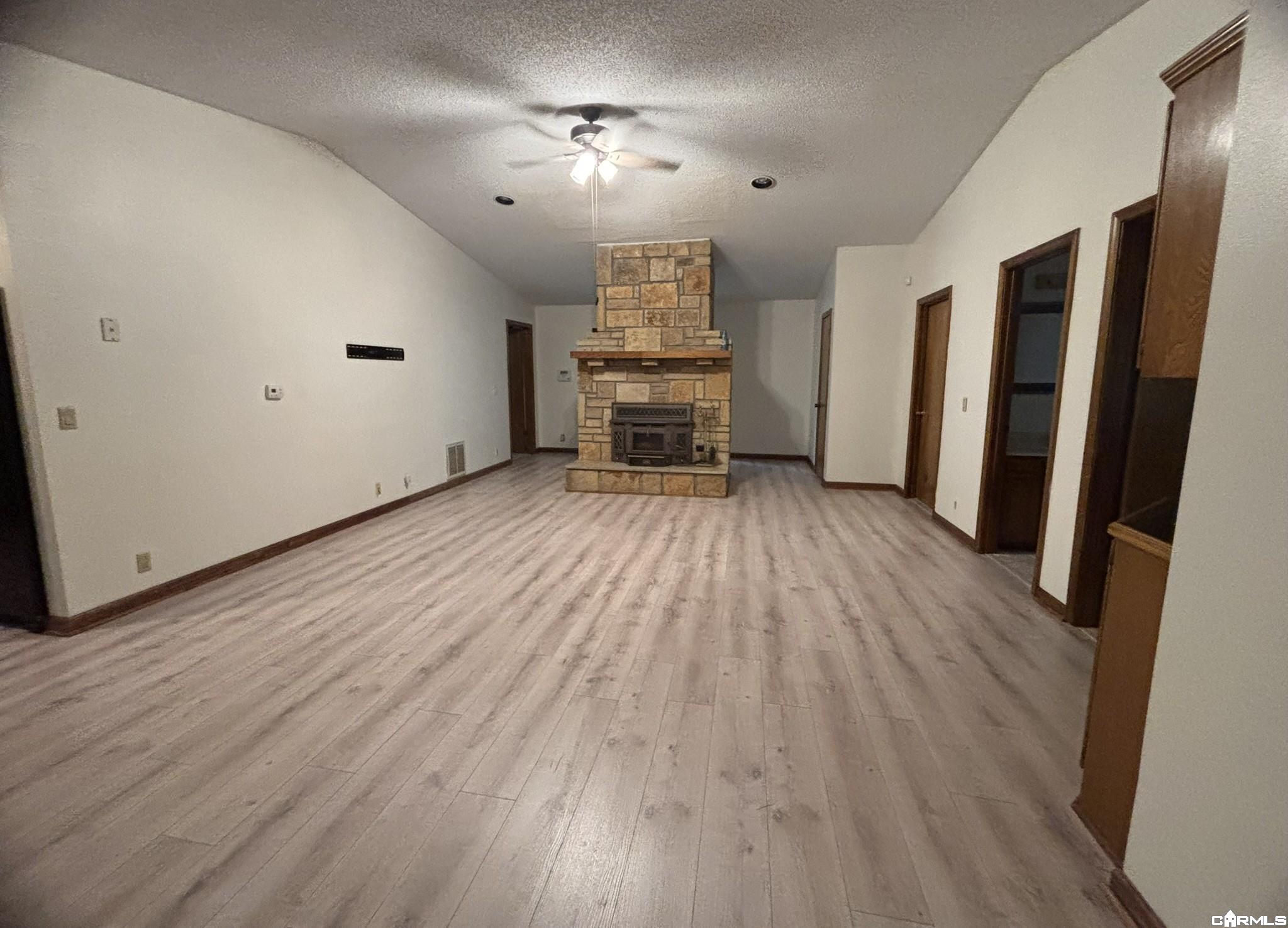 8 Tivisa Lane Property Photo 5