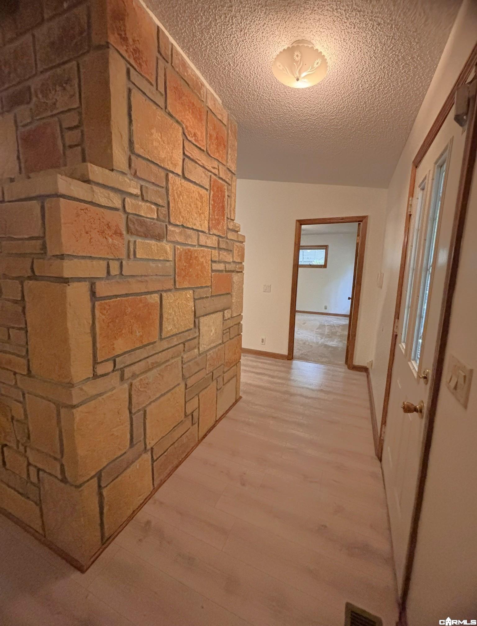 8 Tivisa Lane Property Photo 9