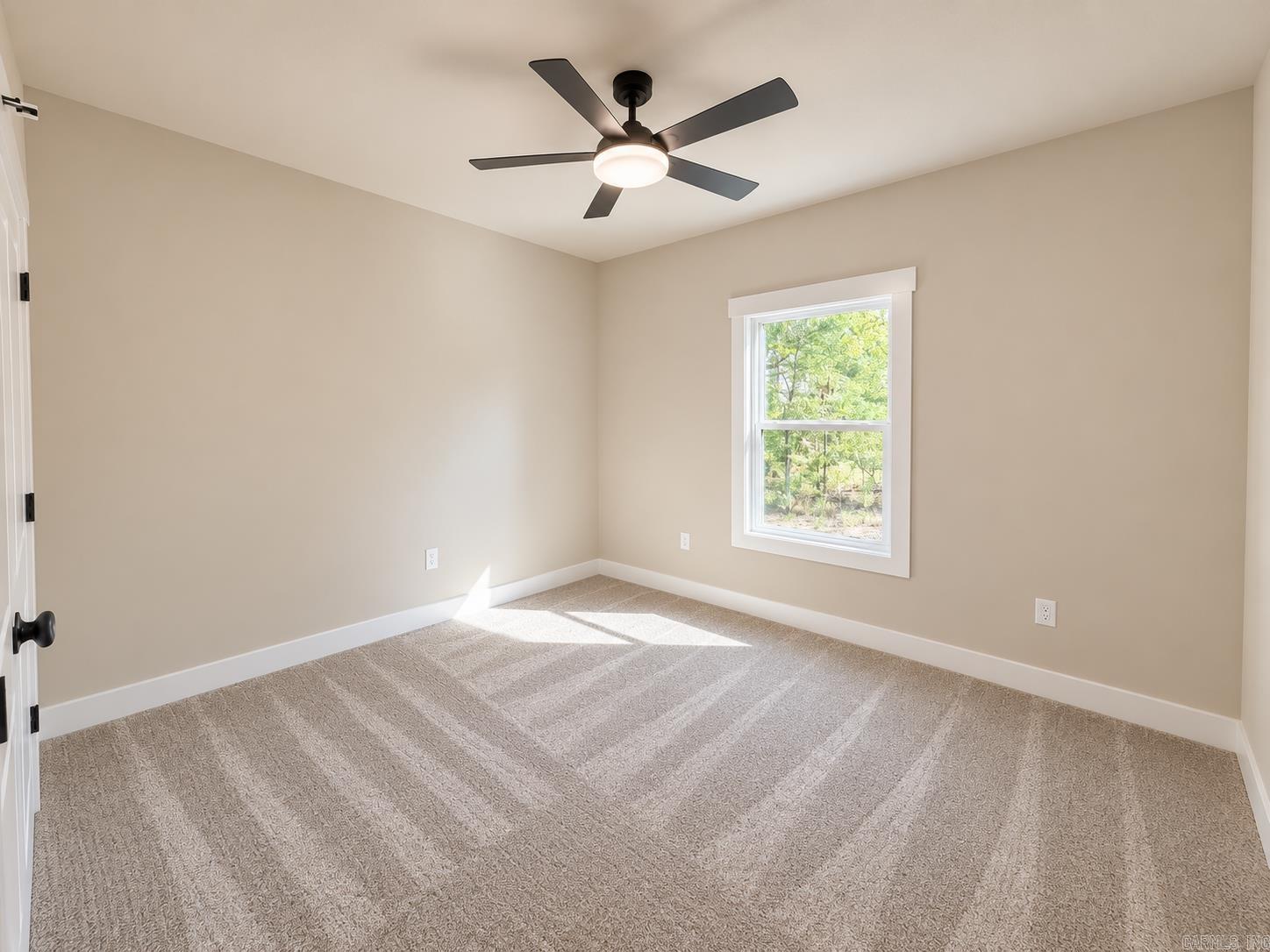 6910 Detonti Property Photo 26