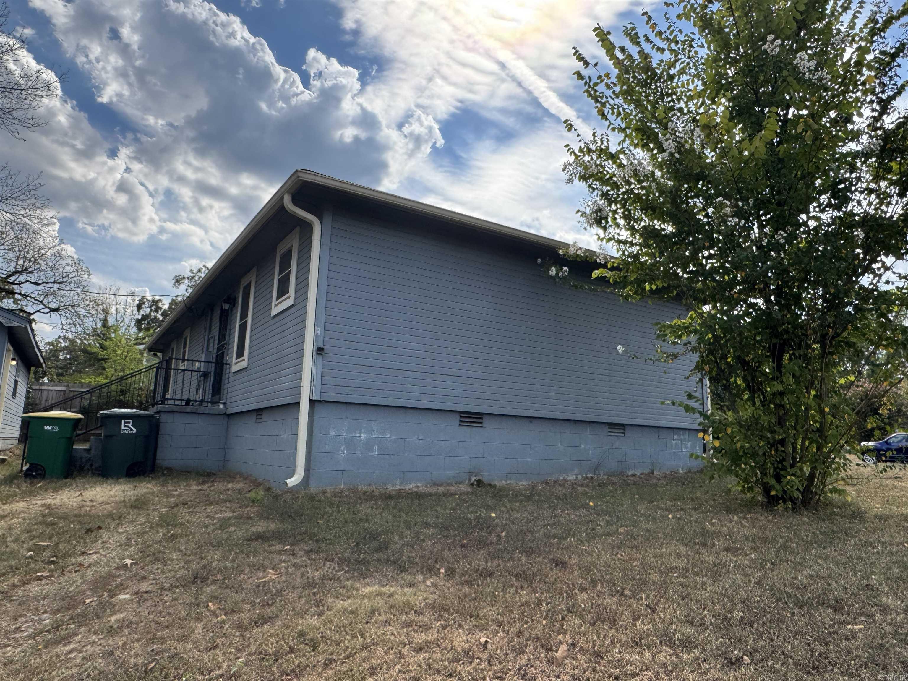 1901 Marshall Street Property Photo 14