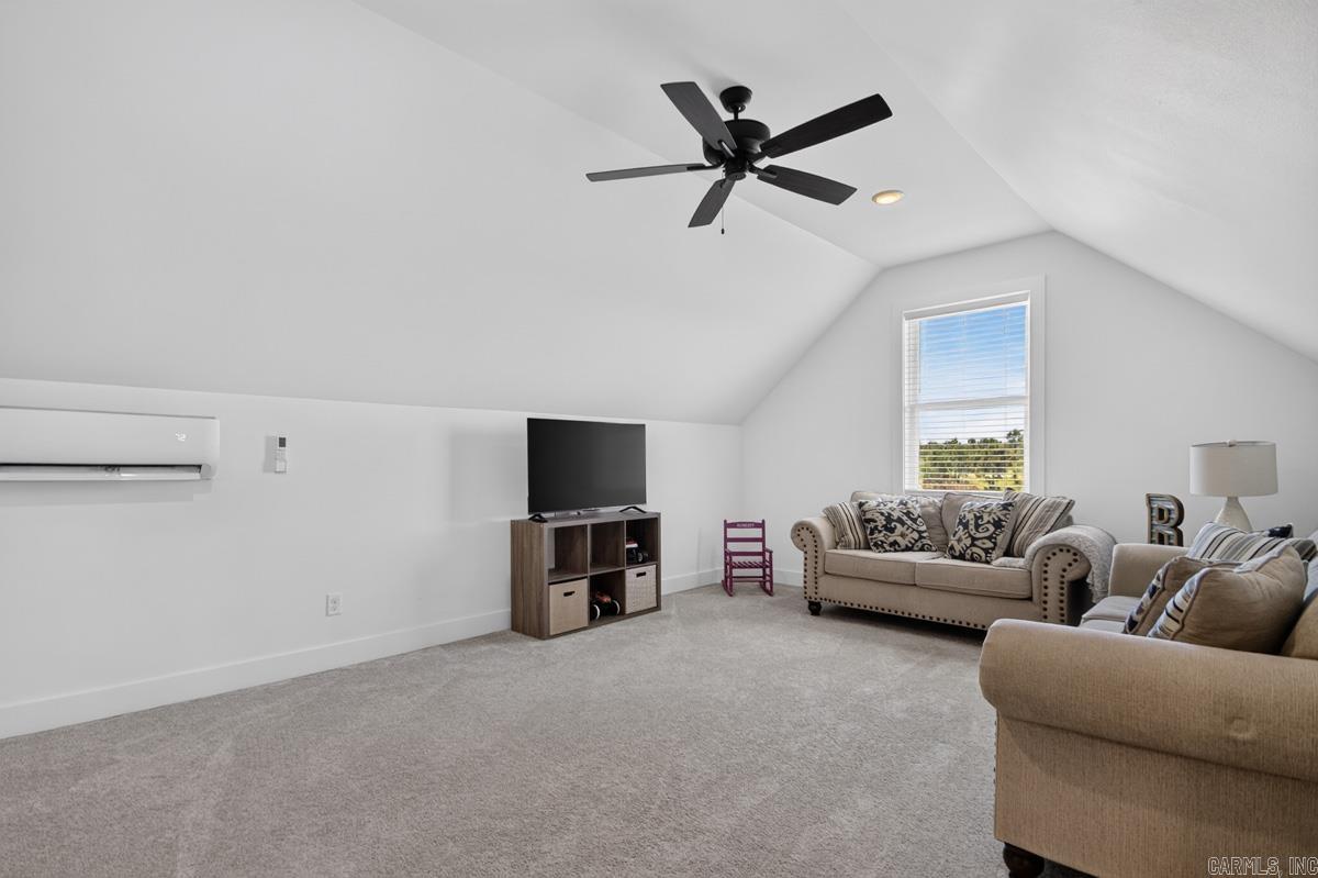 2025 Kaysen Lane Property Photo 22