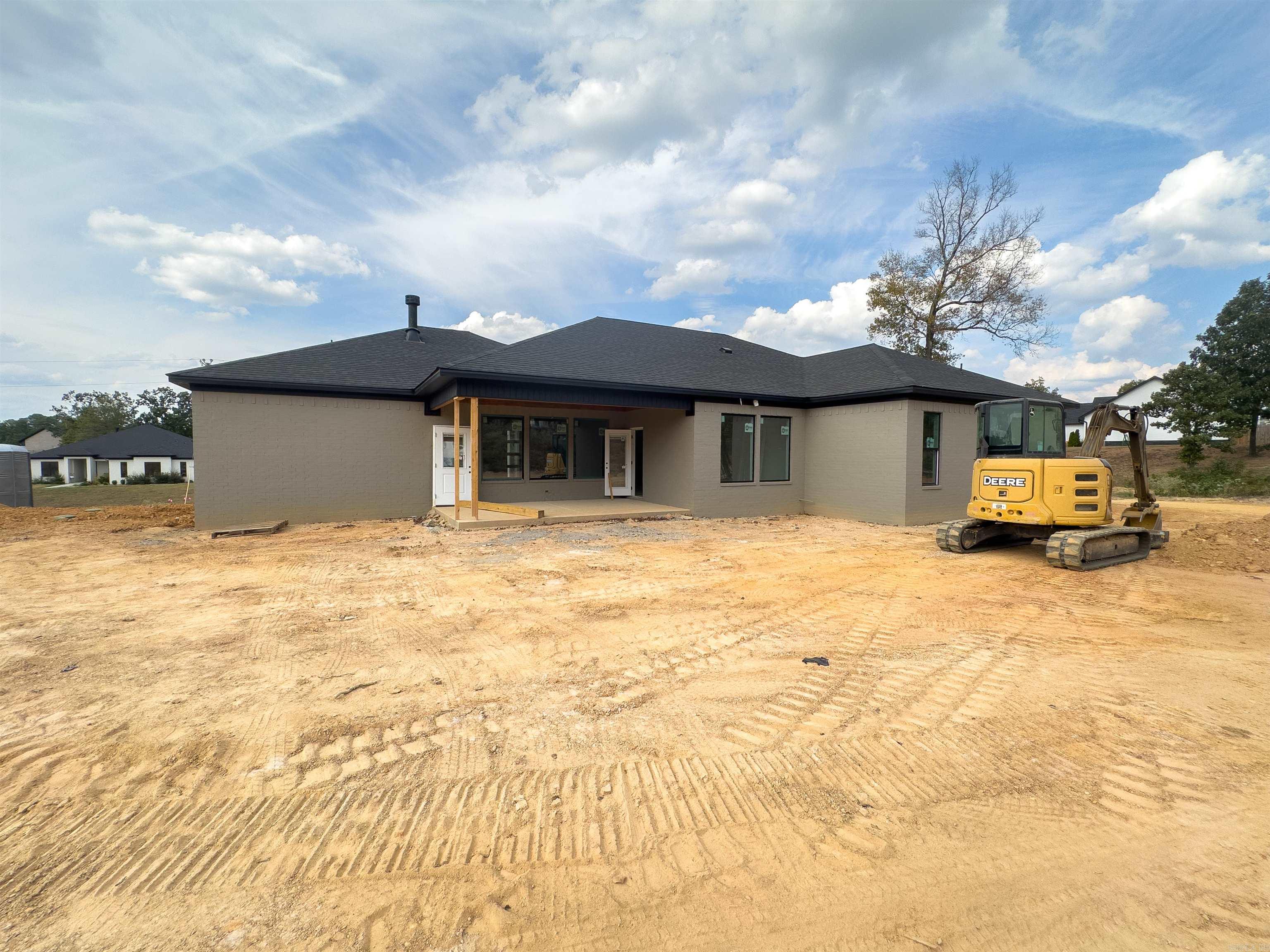 1033 Creekwood Cir Property Photo 14