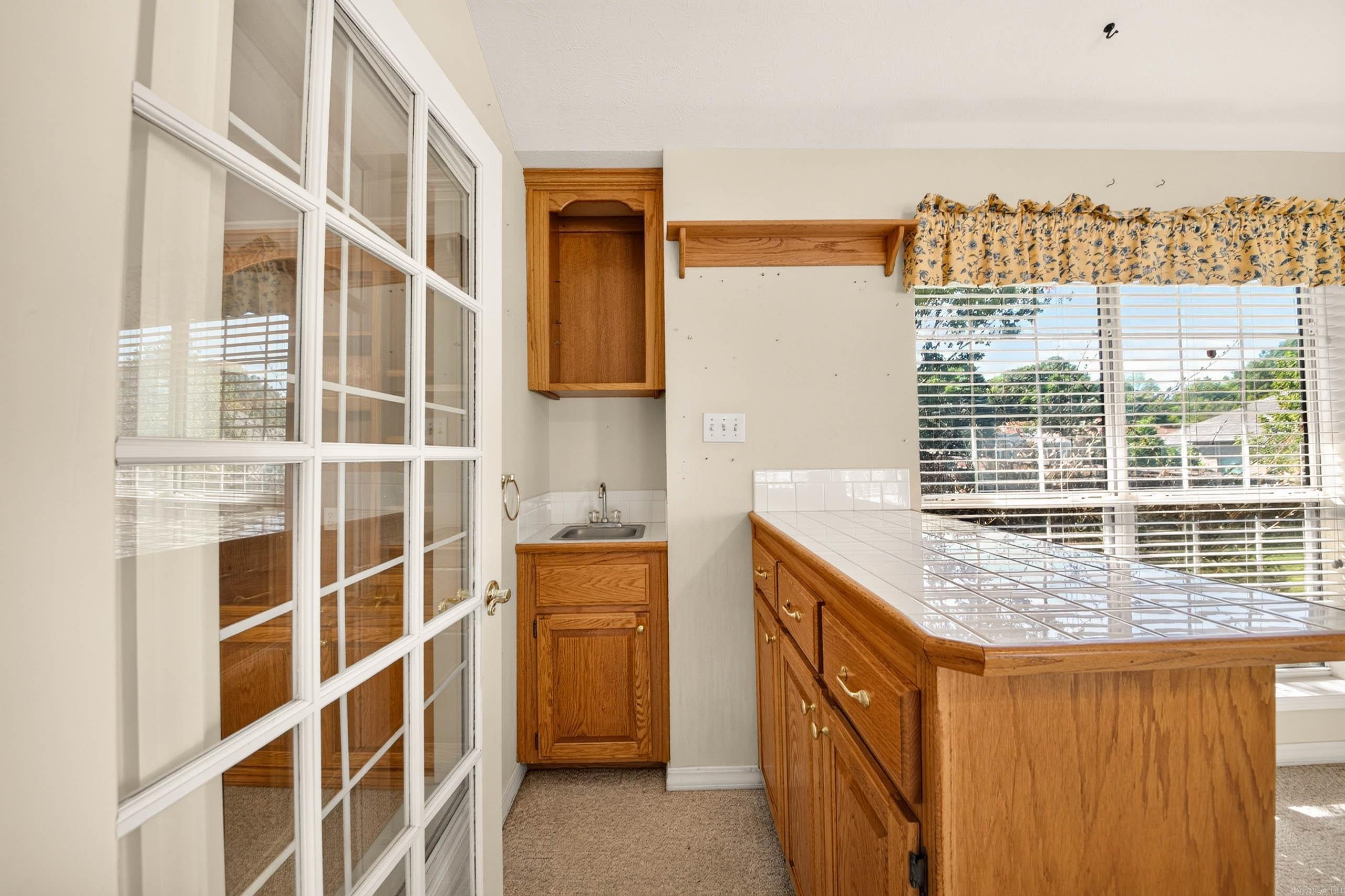 16 Shiloh N Property Photo 9