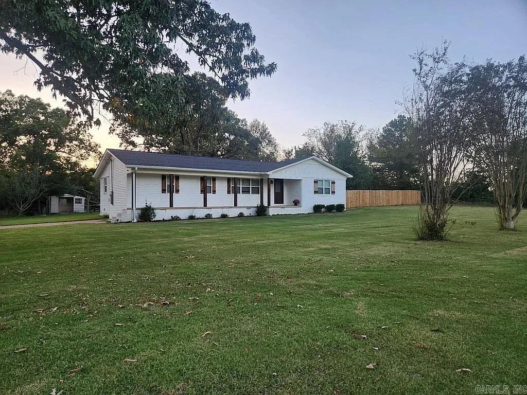 1042 Hwy 251 Property Photo 1