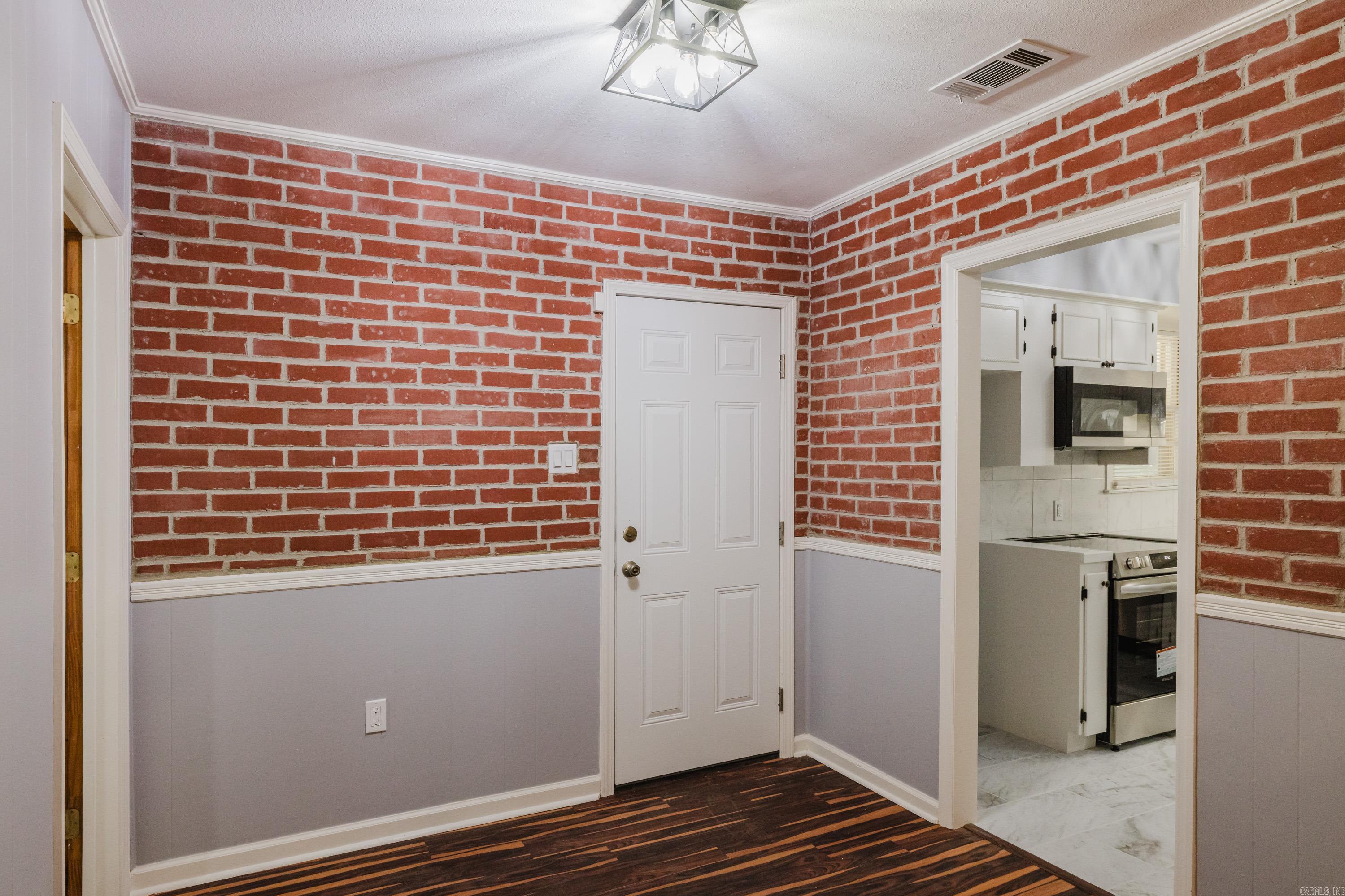 25 Meadowbrook Drive Property Photo 10