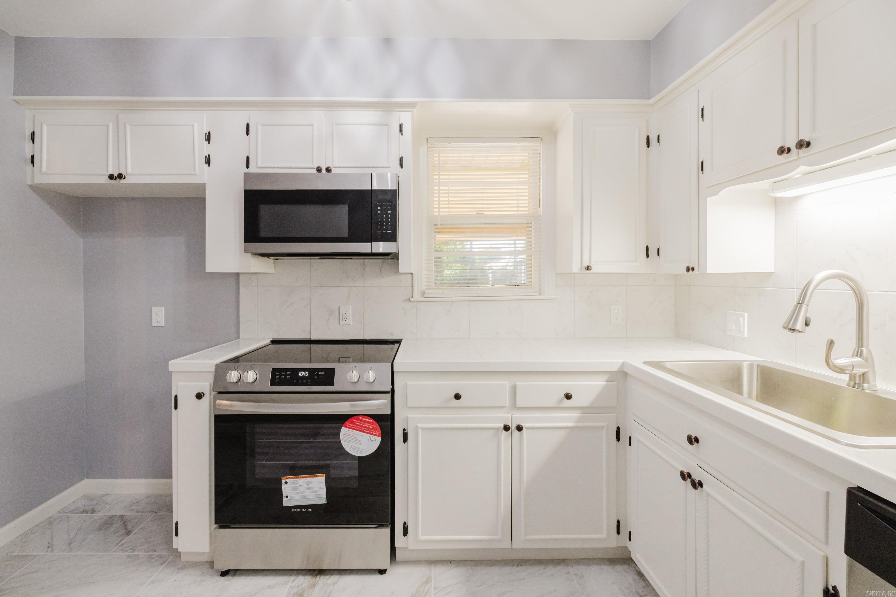 25 Meadowbrook Drive Property Photo 18