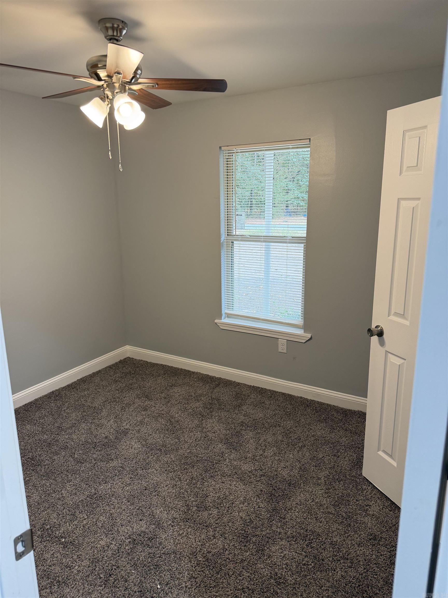 2213 Crestwood Property Photo 8