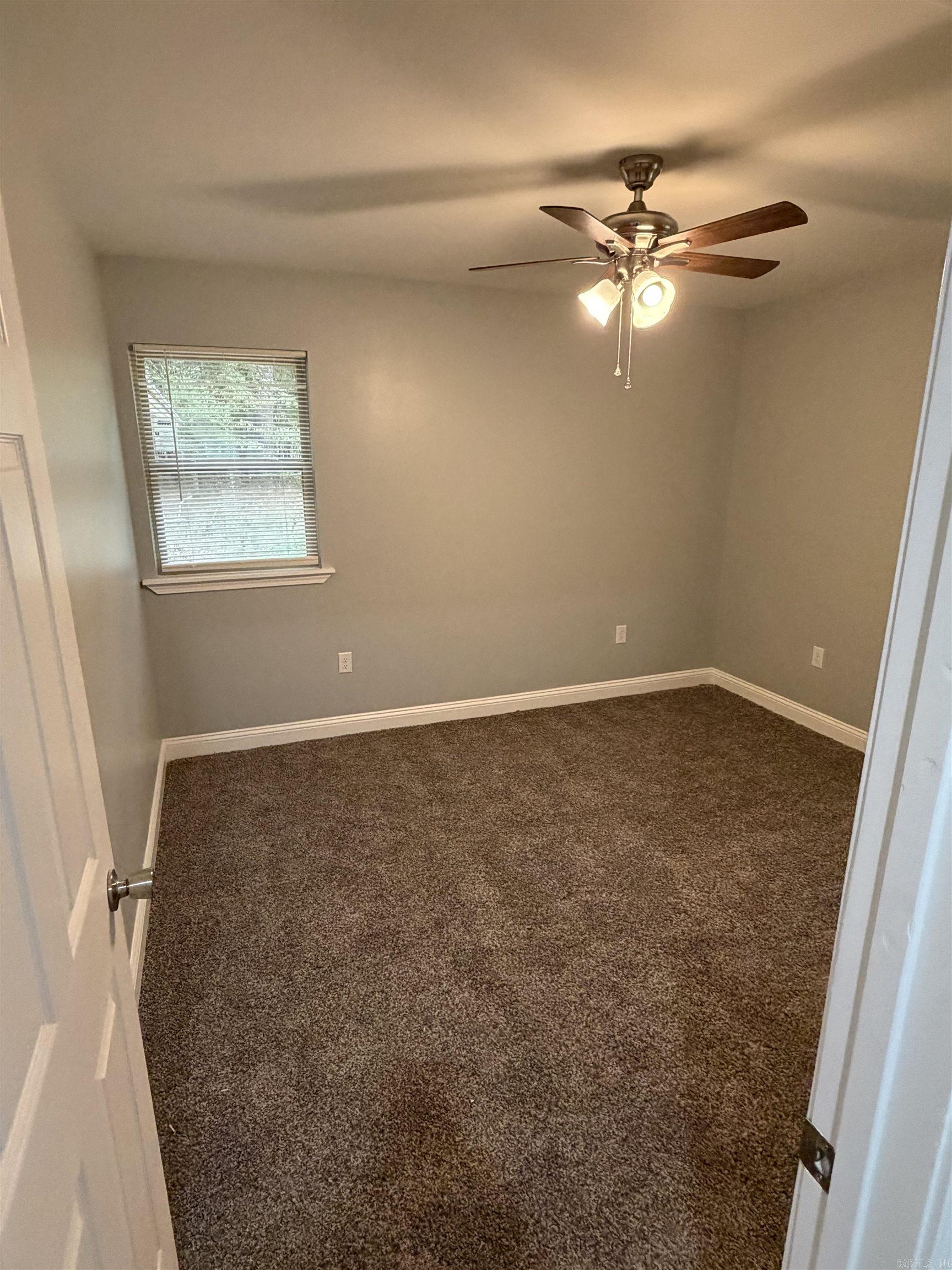 2213 Crestwood Property Photo 10