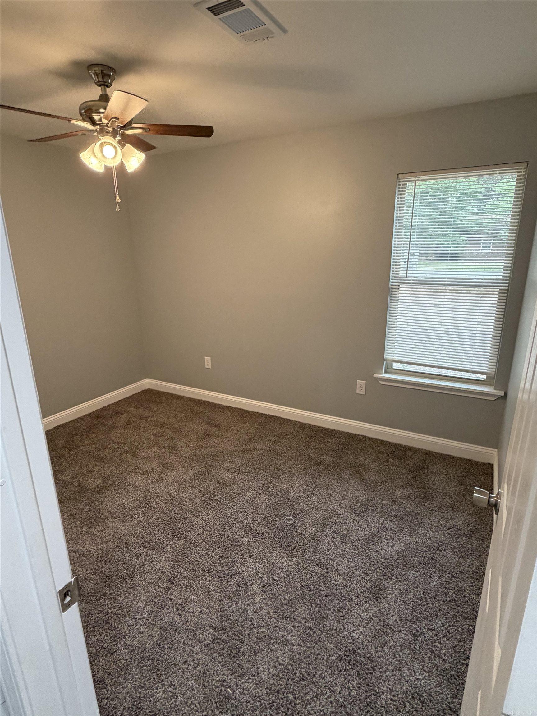 2213 Crestwood Property Photo 12