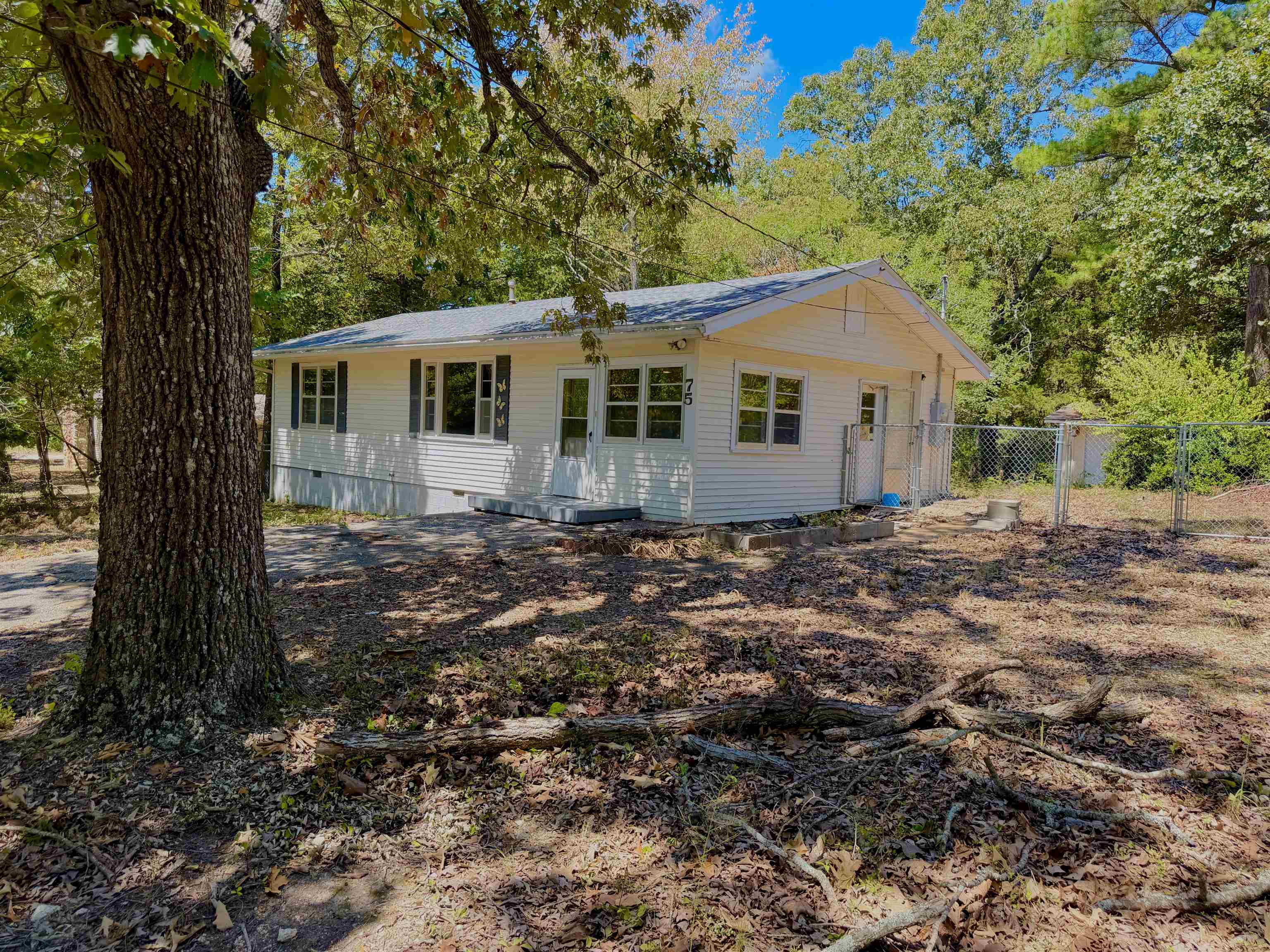 75 Shoshone Drive Property Photo 1