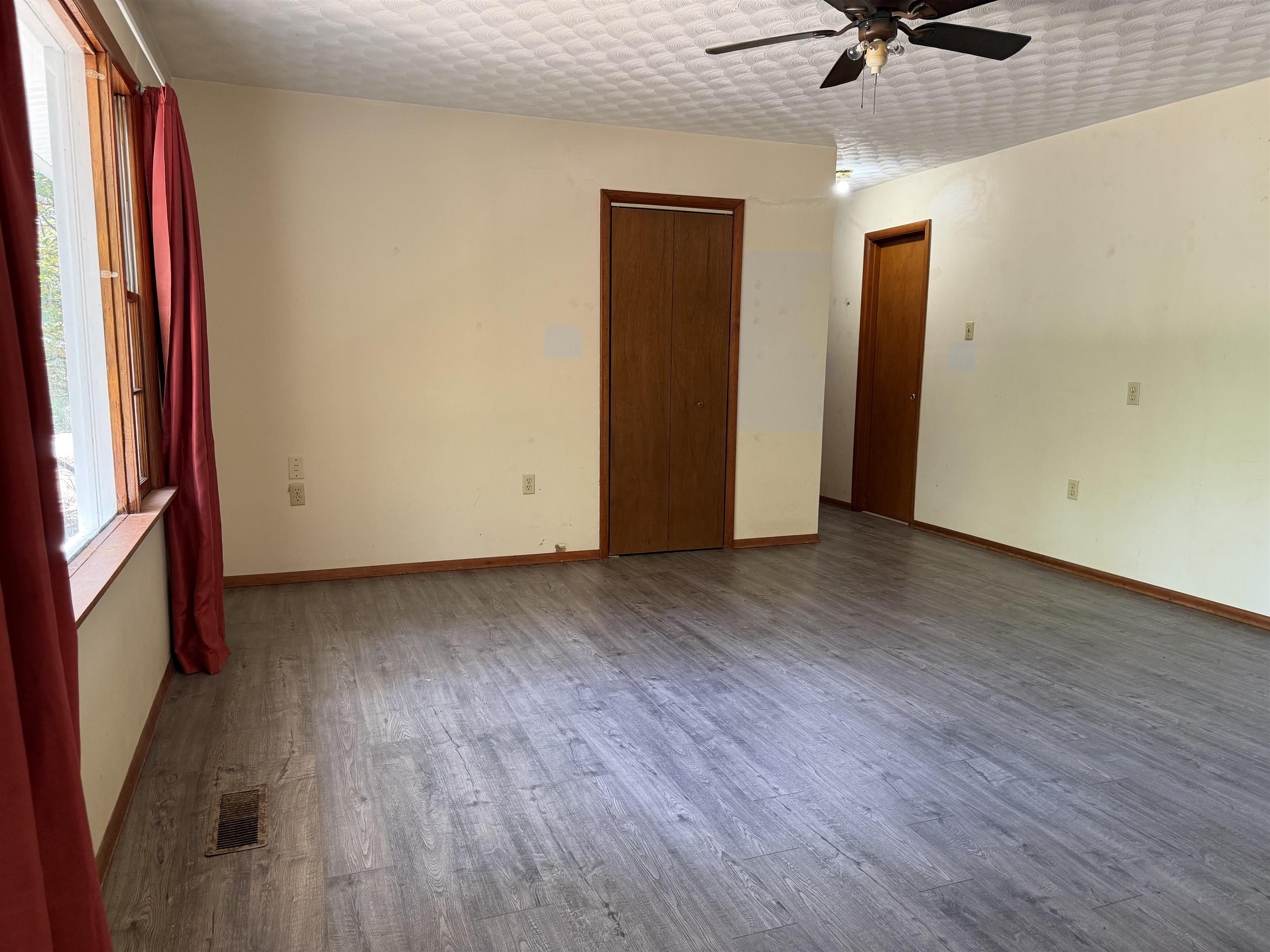 75 Shoshone Drive Property Photo 6
