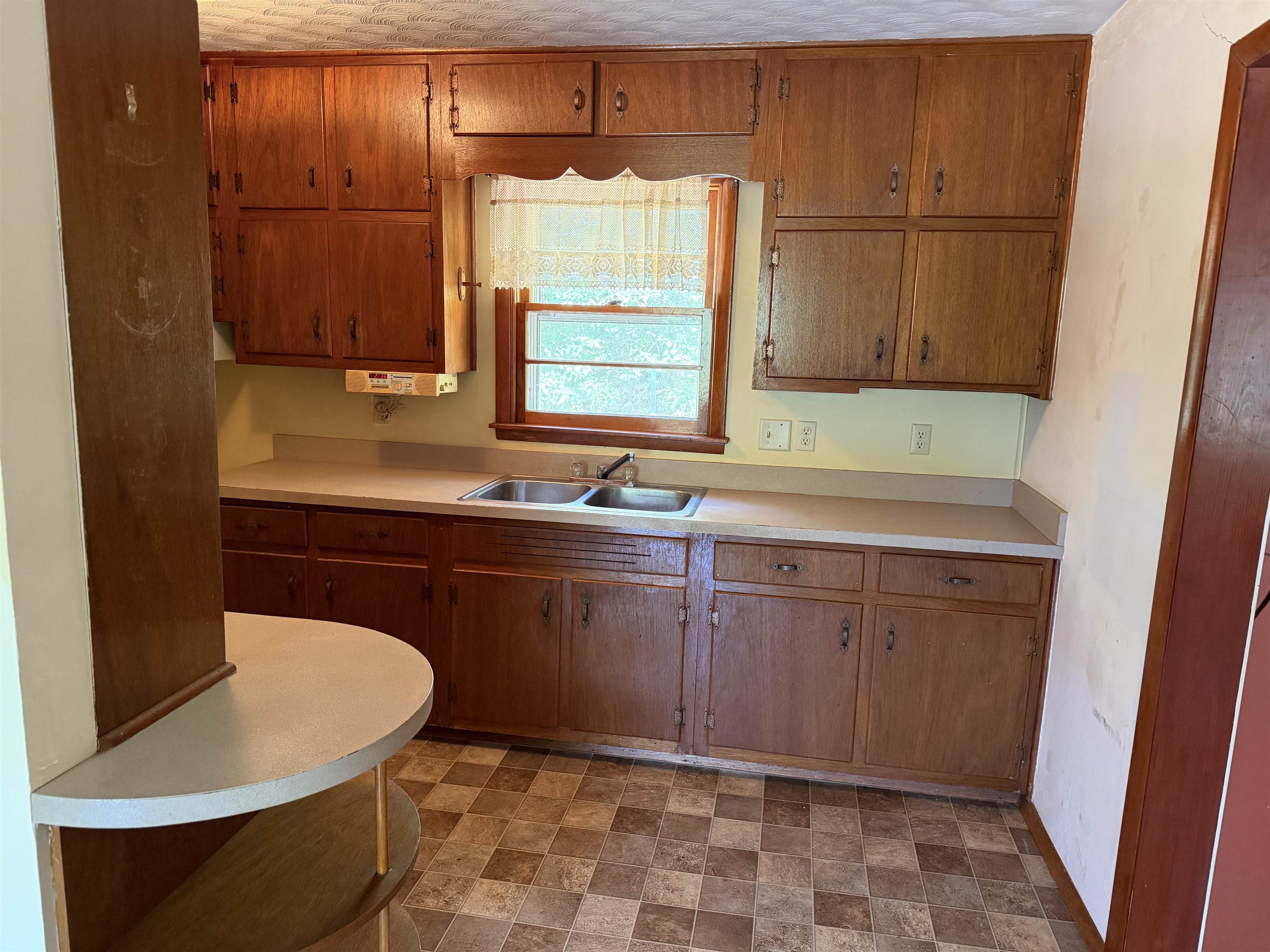 75 Shoshone Drive Property Photo 13