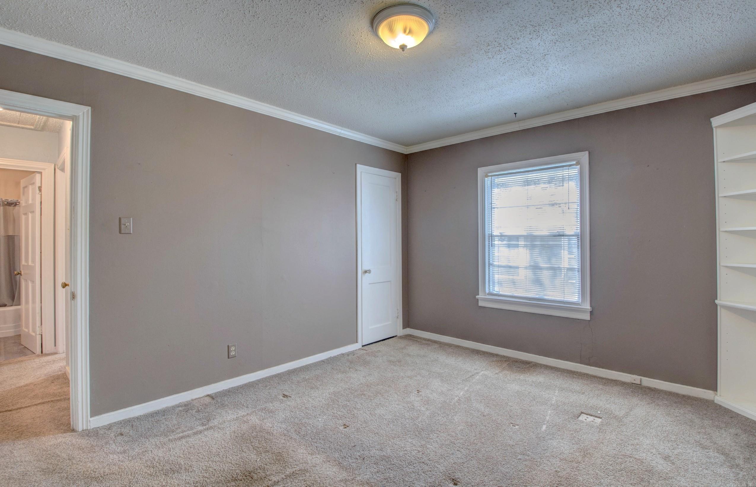 809 N Pierce Street Property Photo 17