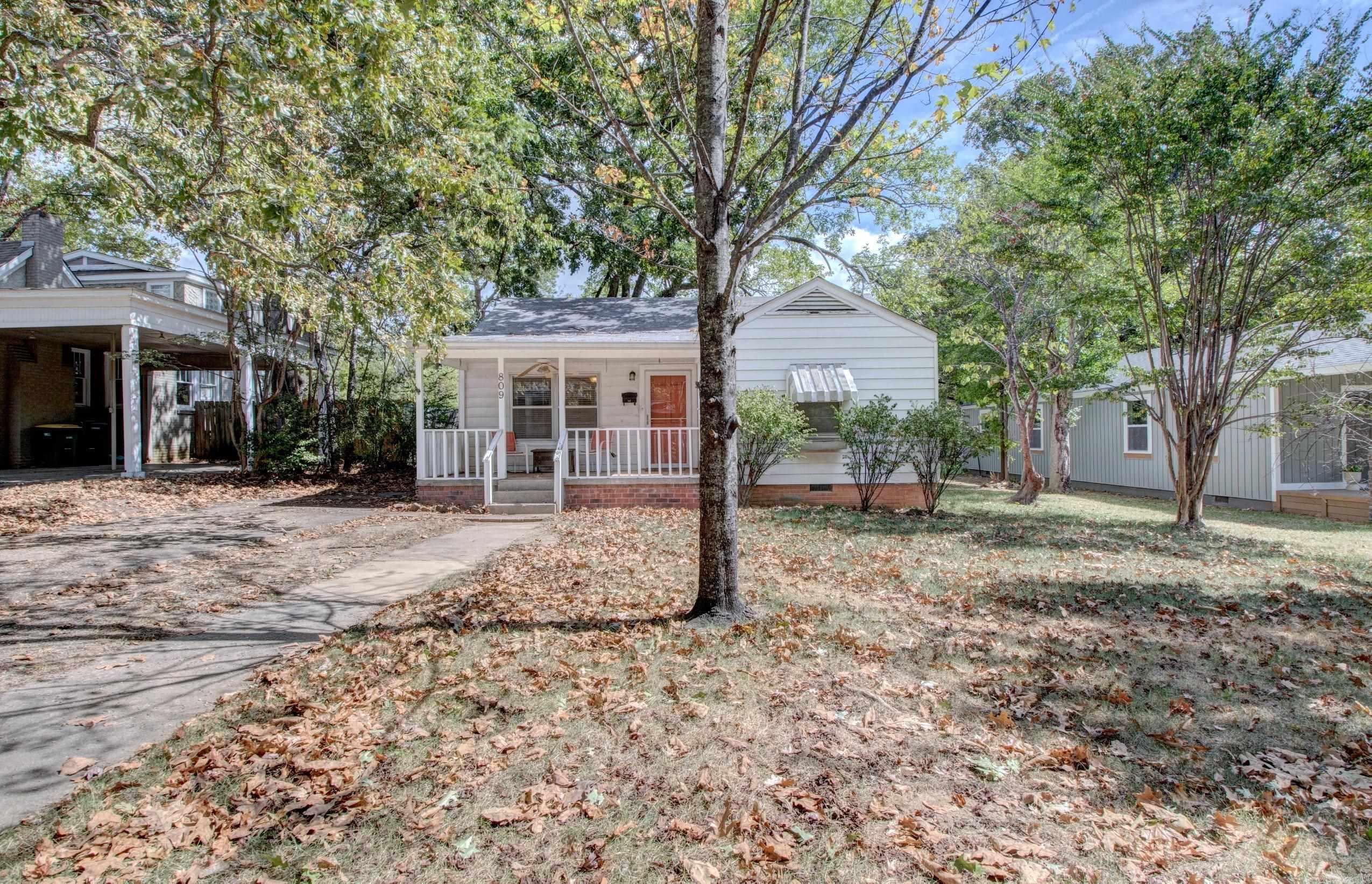 809 N Pierce Street Property Photo 29