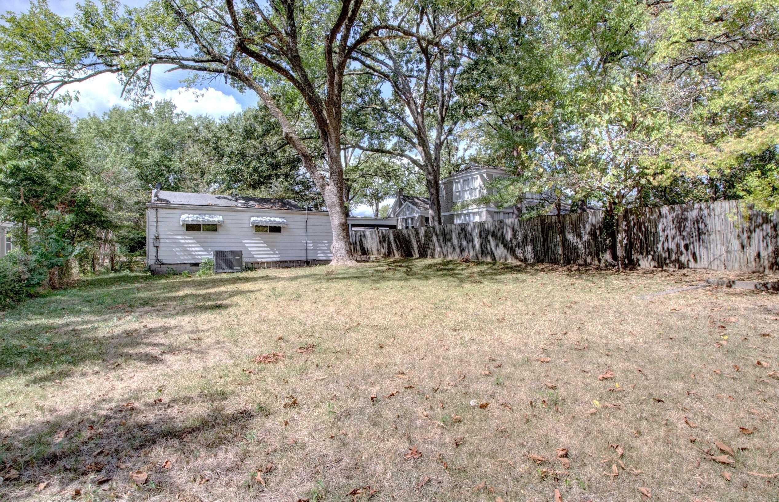 809 N Pierce Street Property Photo 31