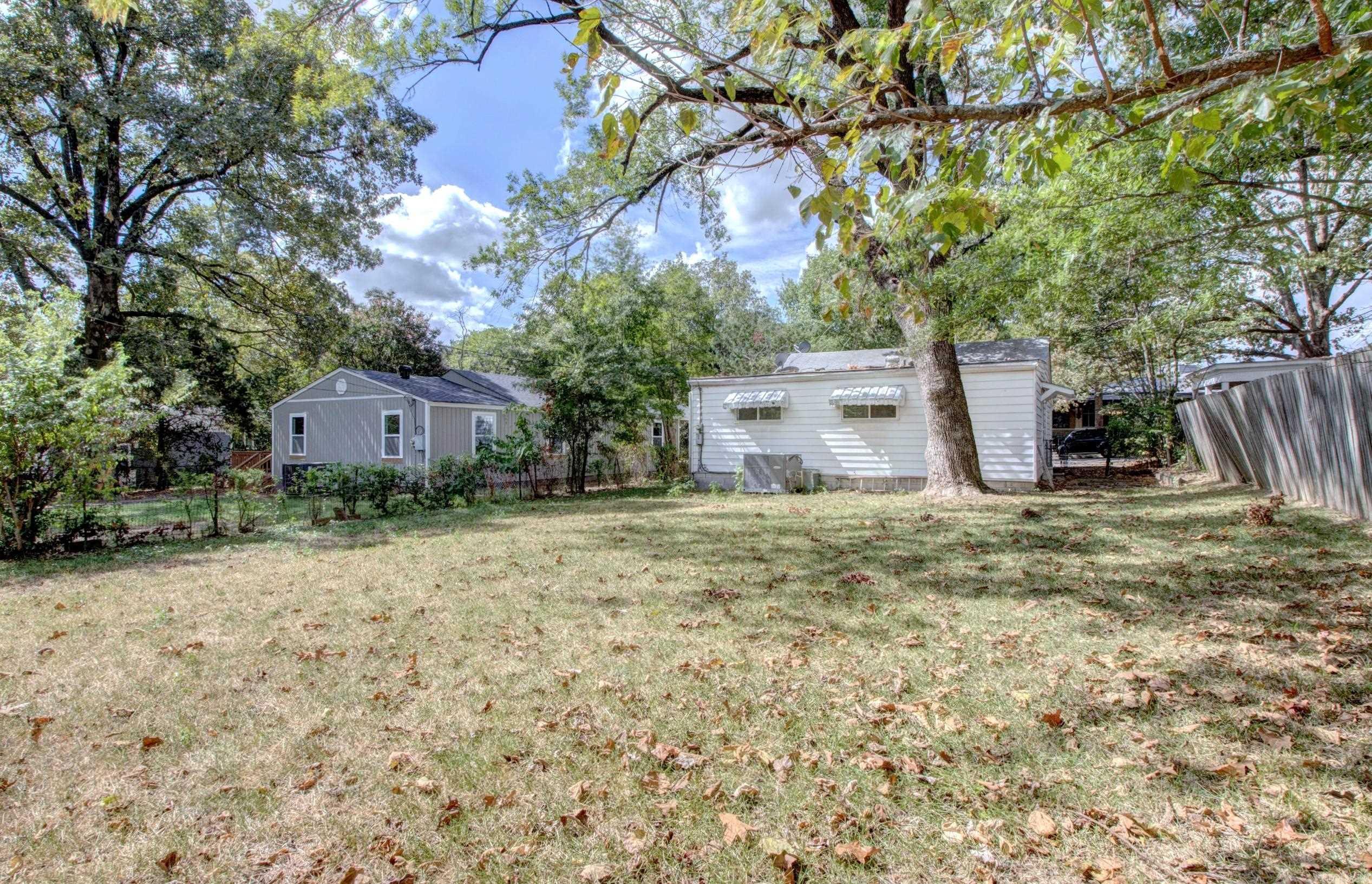 809 N Pierce Street Property Photo 33