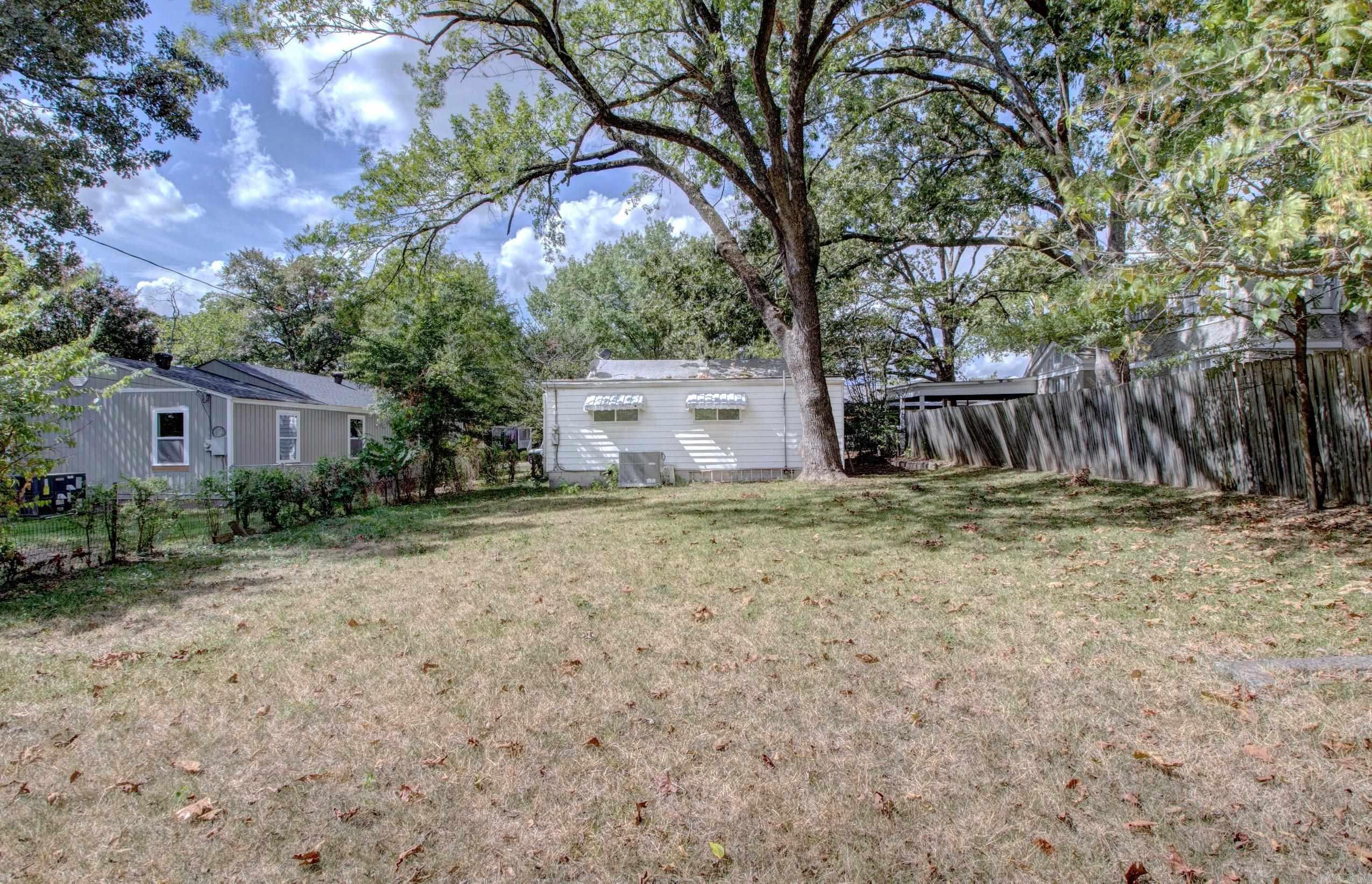 809 N Pierce Street Property Photo 35