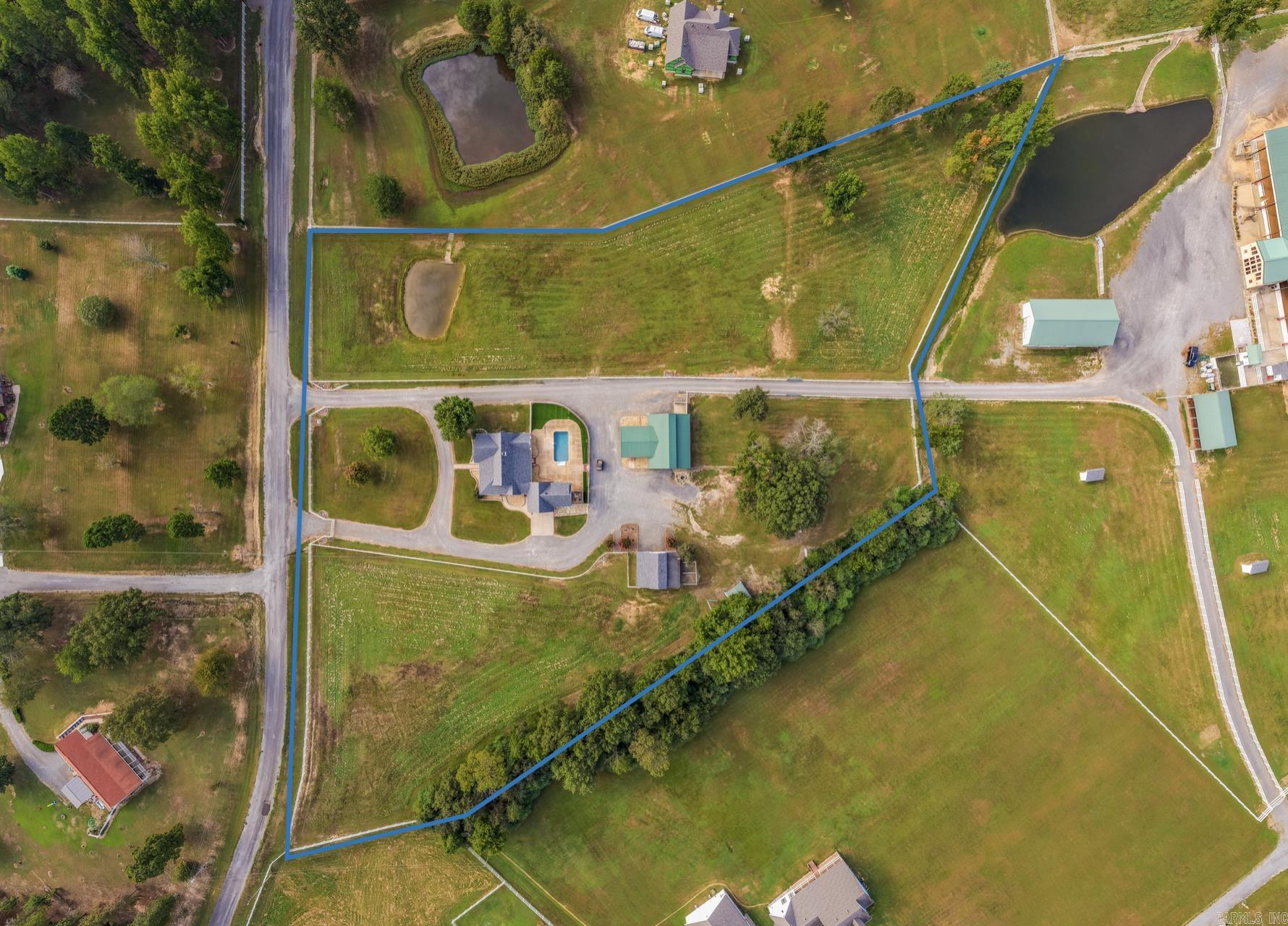337 Meadow Brook Drive Property Photo 2