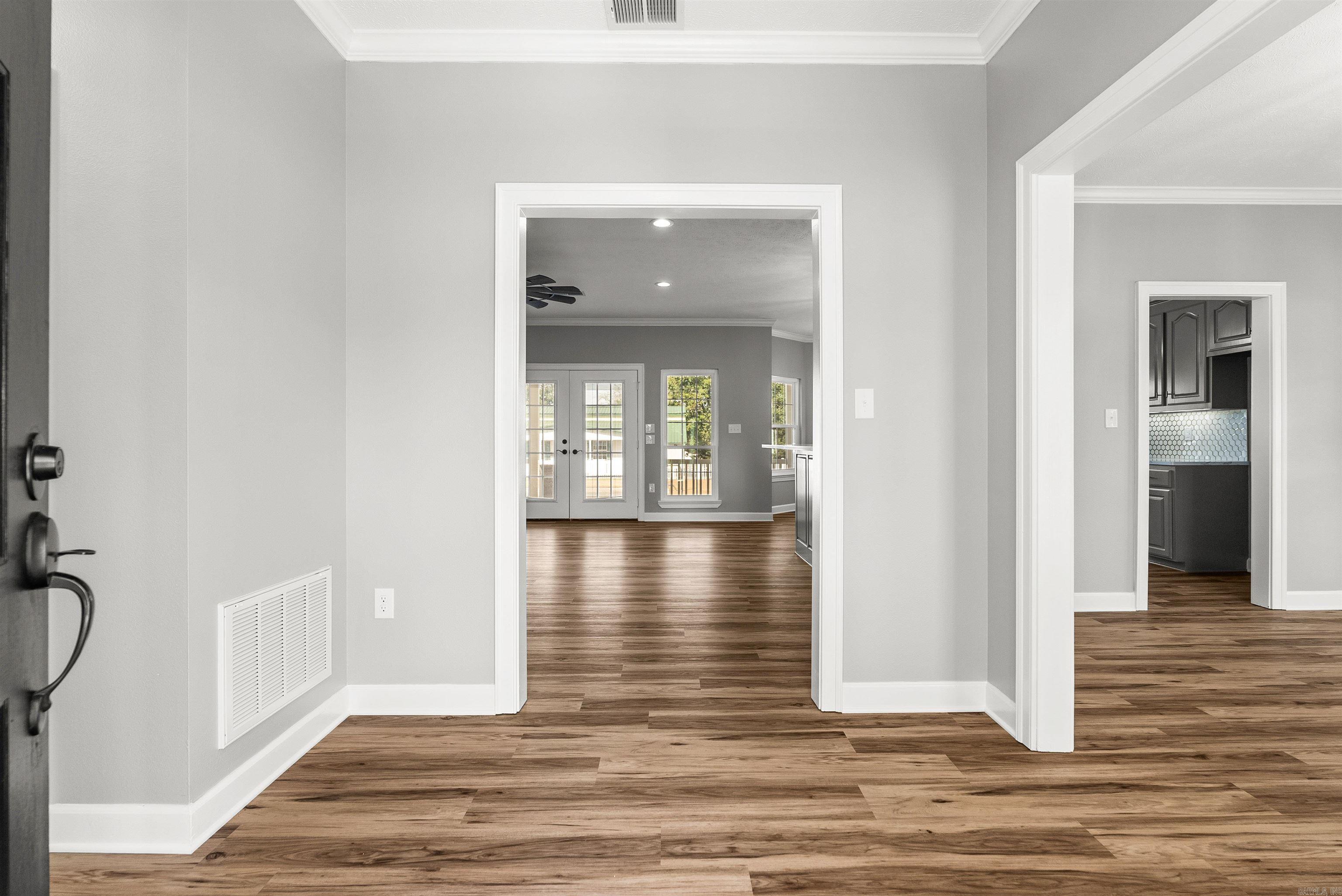337 Meadow Brook Drive Property Photo 8