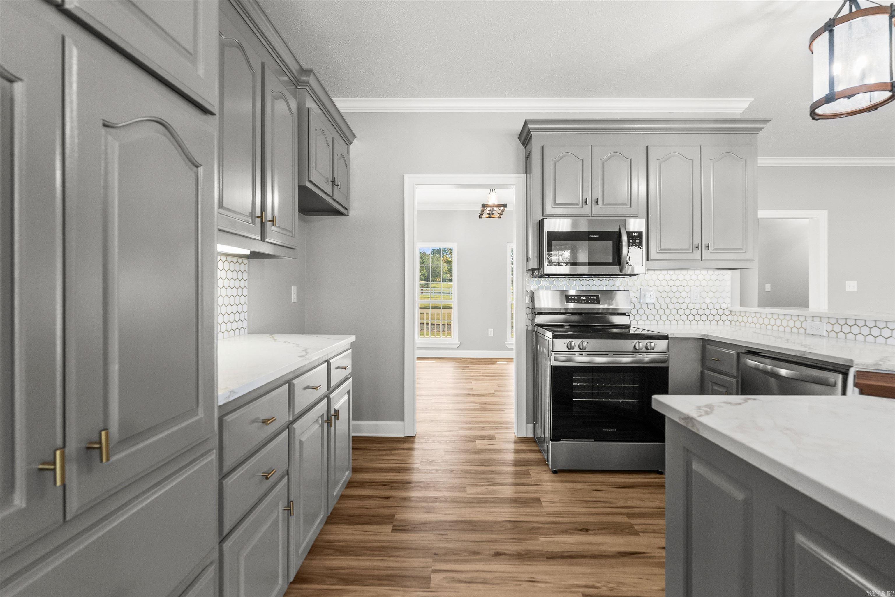 337 Meadow Brook Drive Property Photo 12