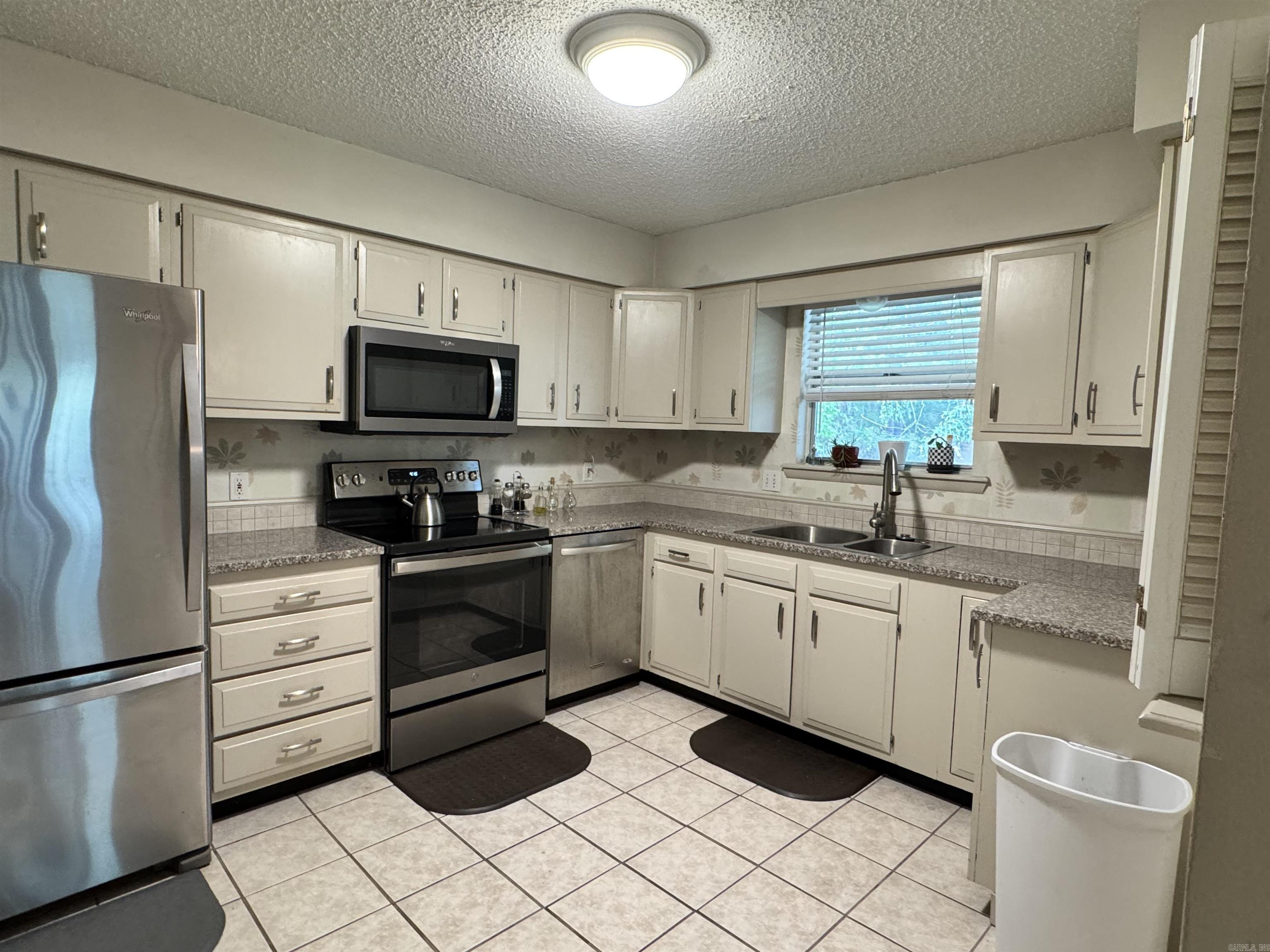 160 Cooper Street 21-c Property Photo 12