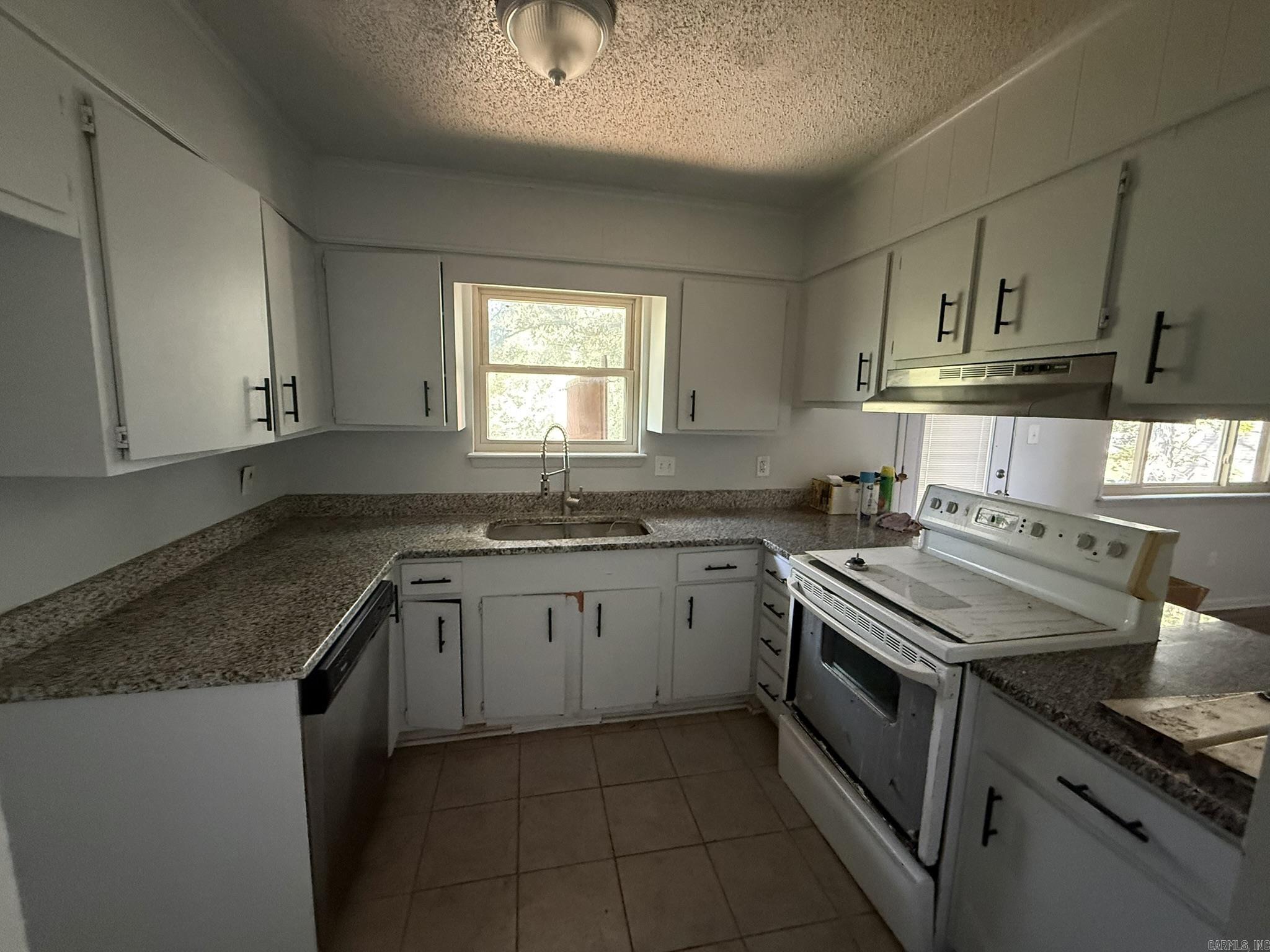 68 Aloha Circle Property Photo 8
