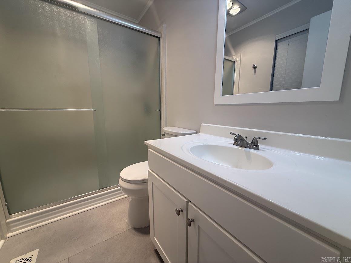 1309 Crest Circle Property Photo 8