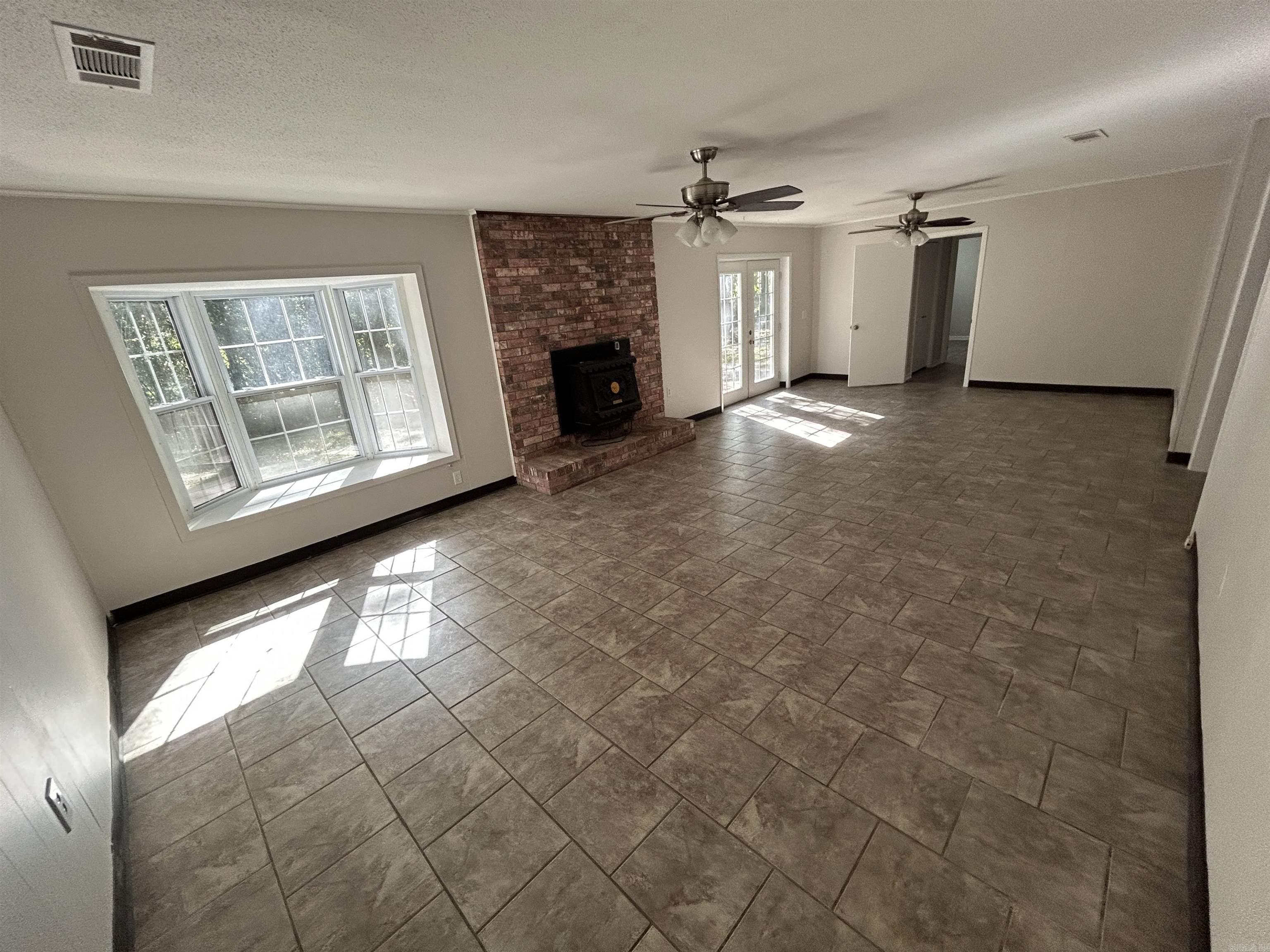 1309 Crest Circle Property Photo 27