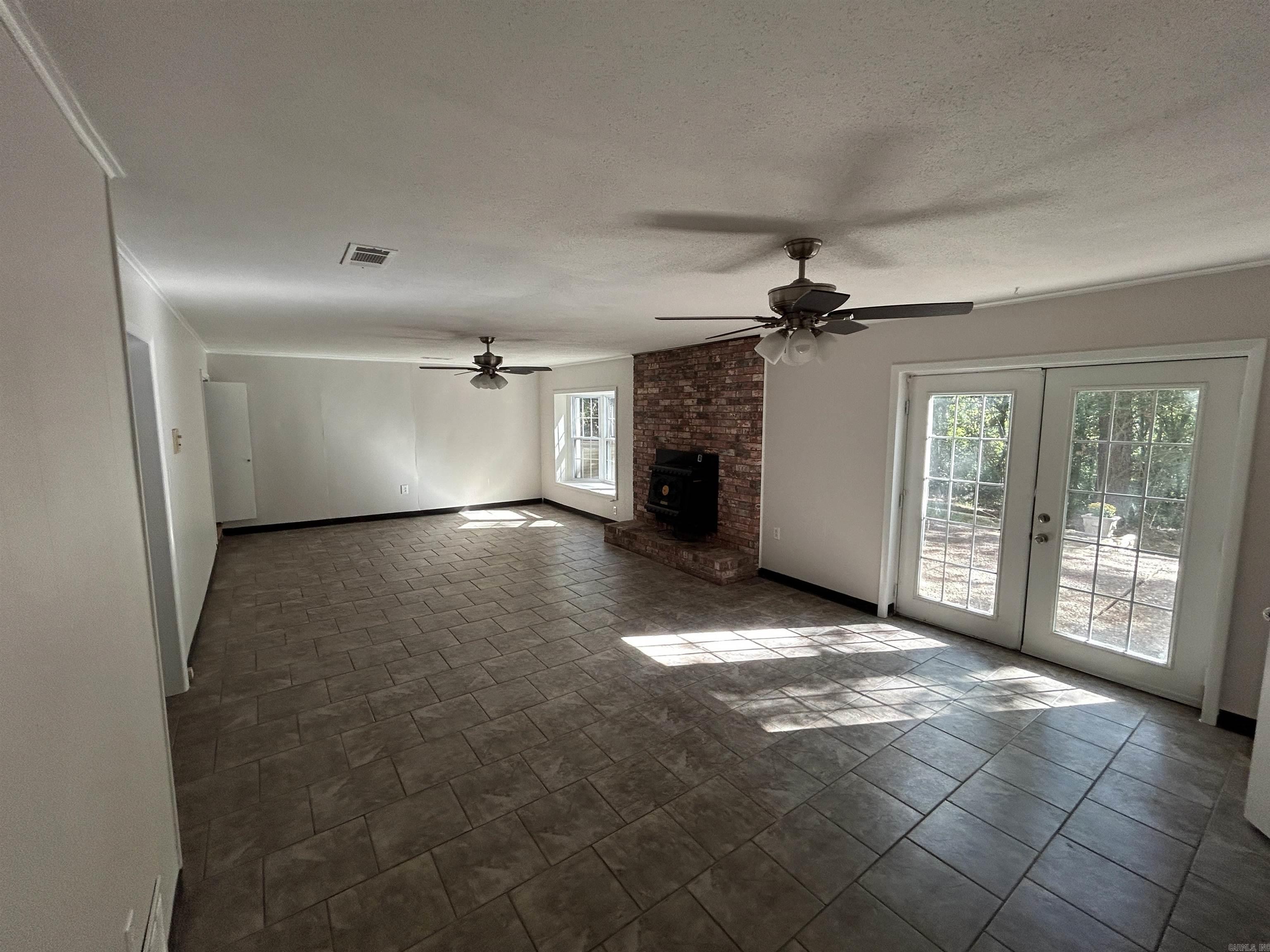 1309 Crest Circle Property Photo 29