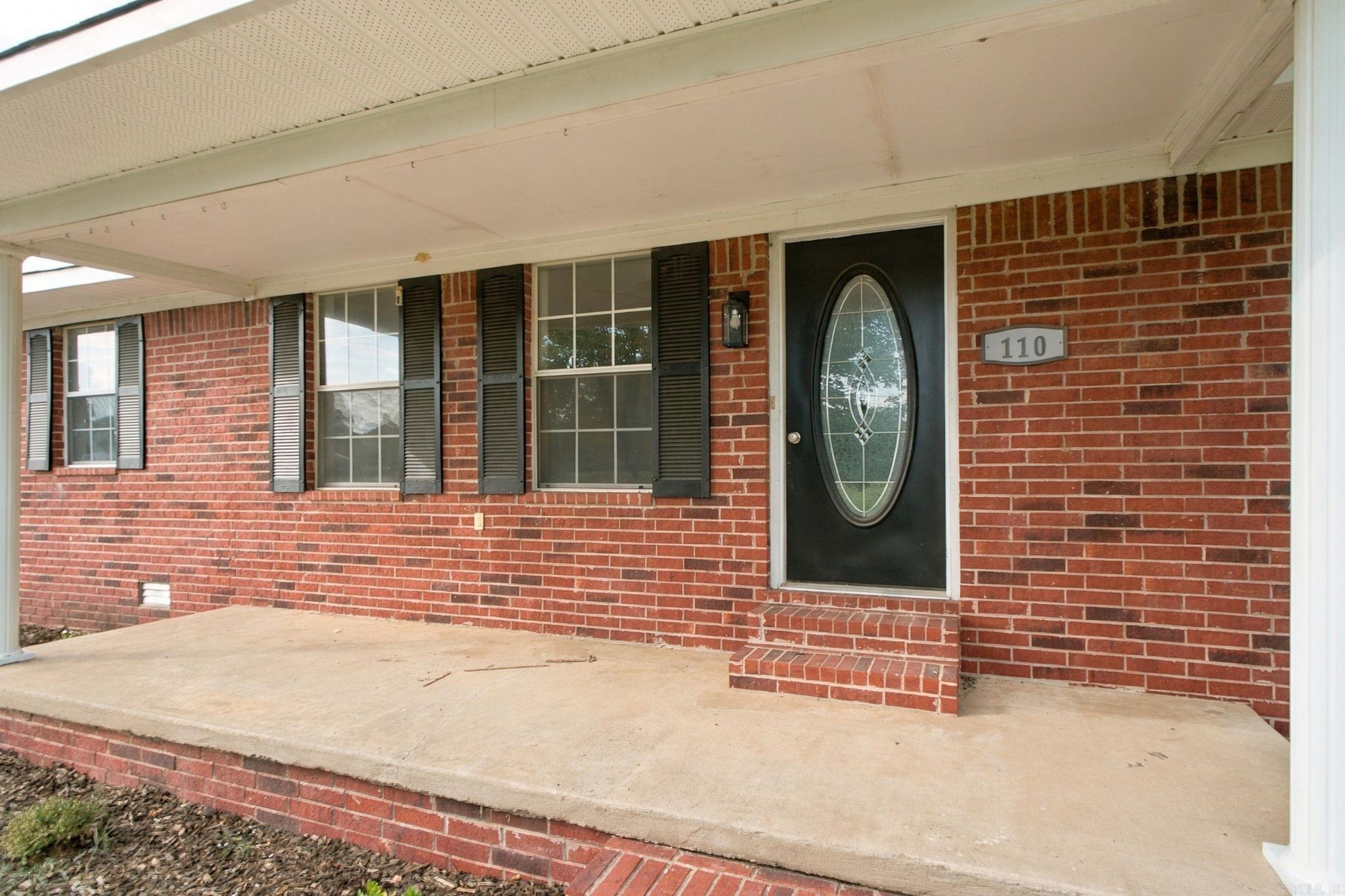 110 W Alabama Street Property Photo 4
