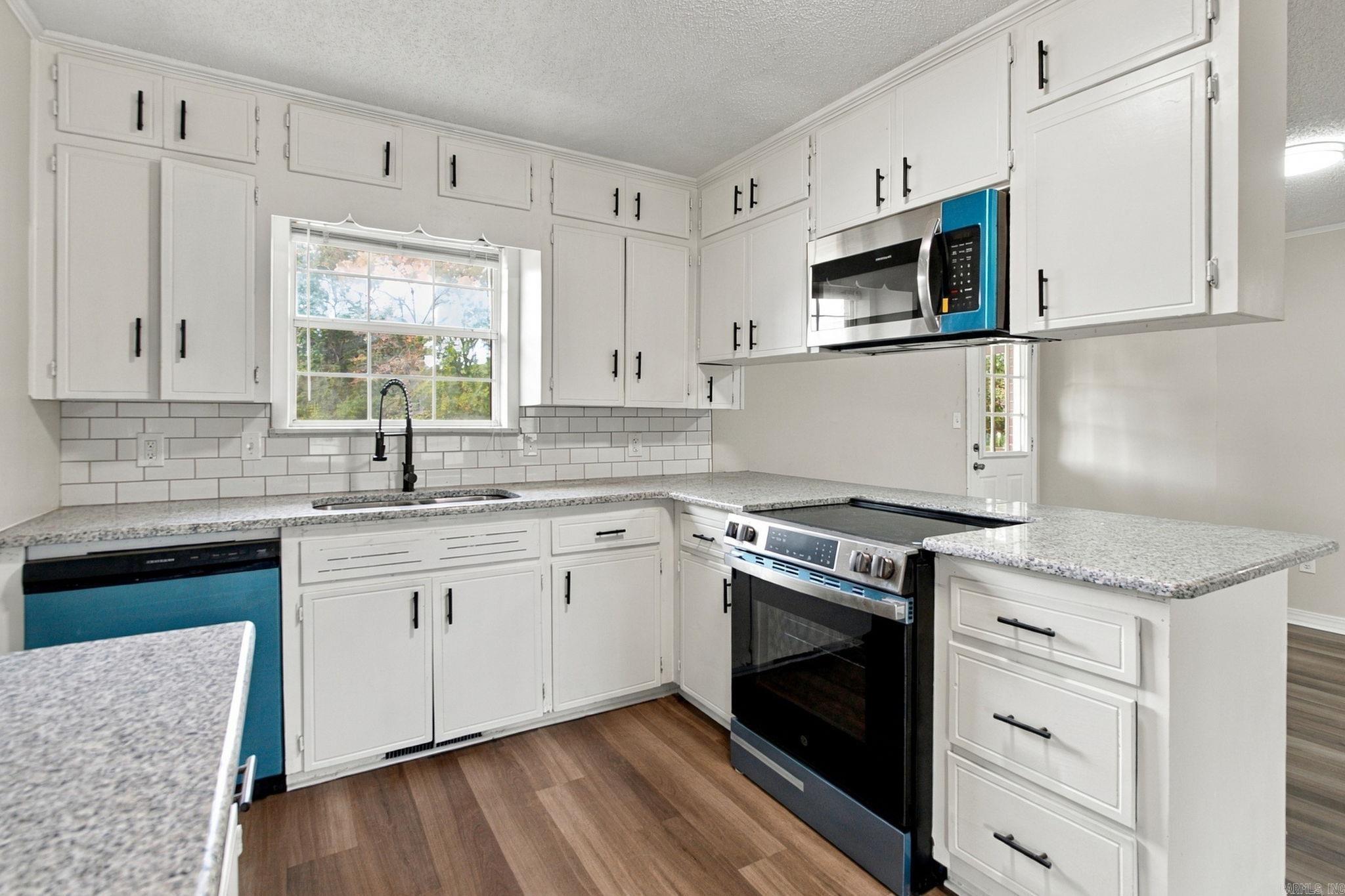 110 W Alabama Street Property Photo 13