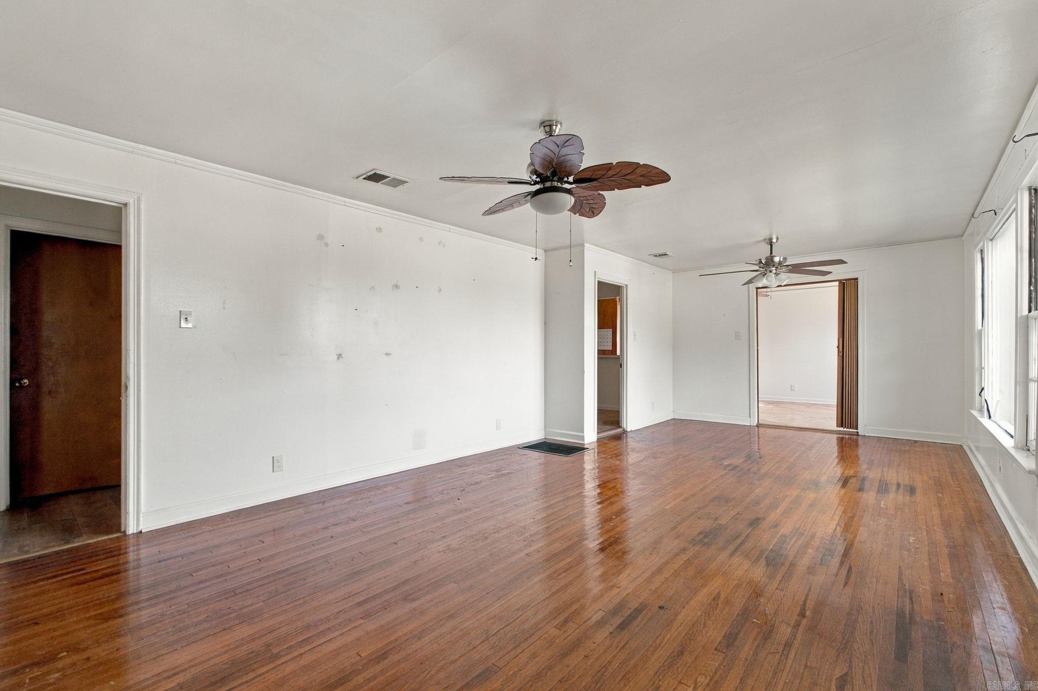 3101 S Gaines Street Property Photo 6