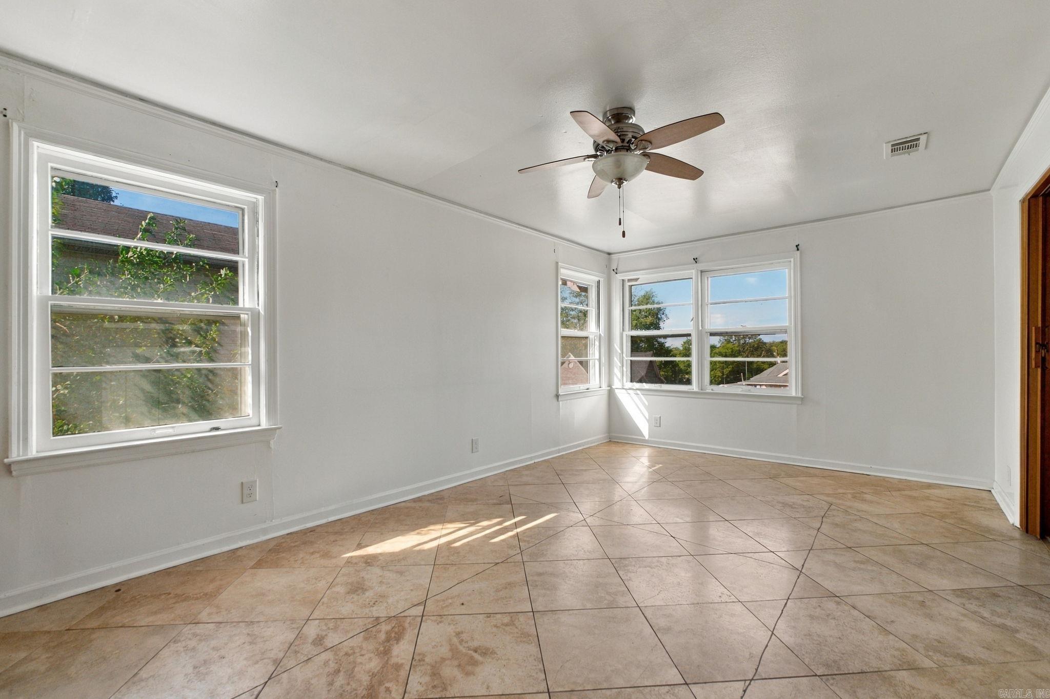 3101 S Gaines Street Property Photo 16