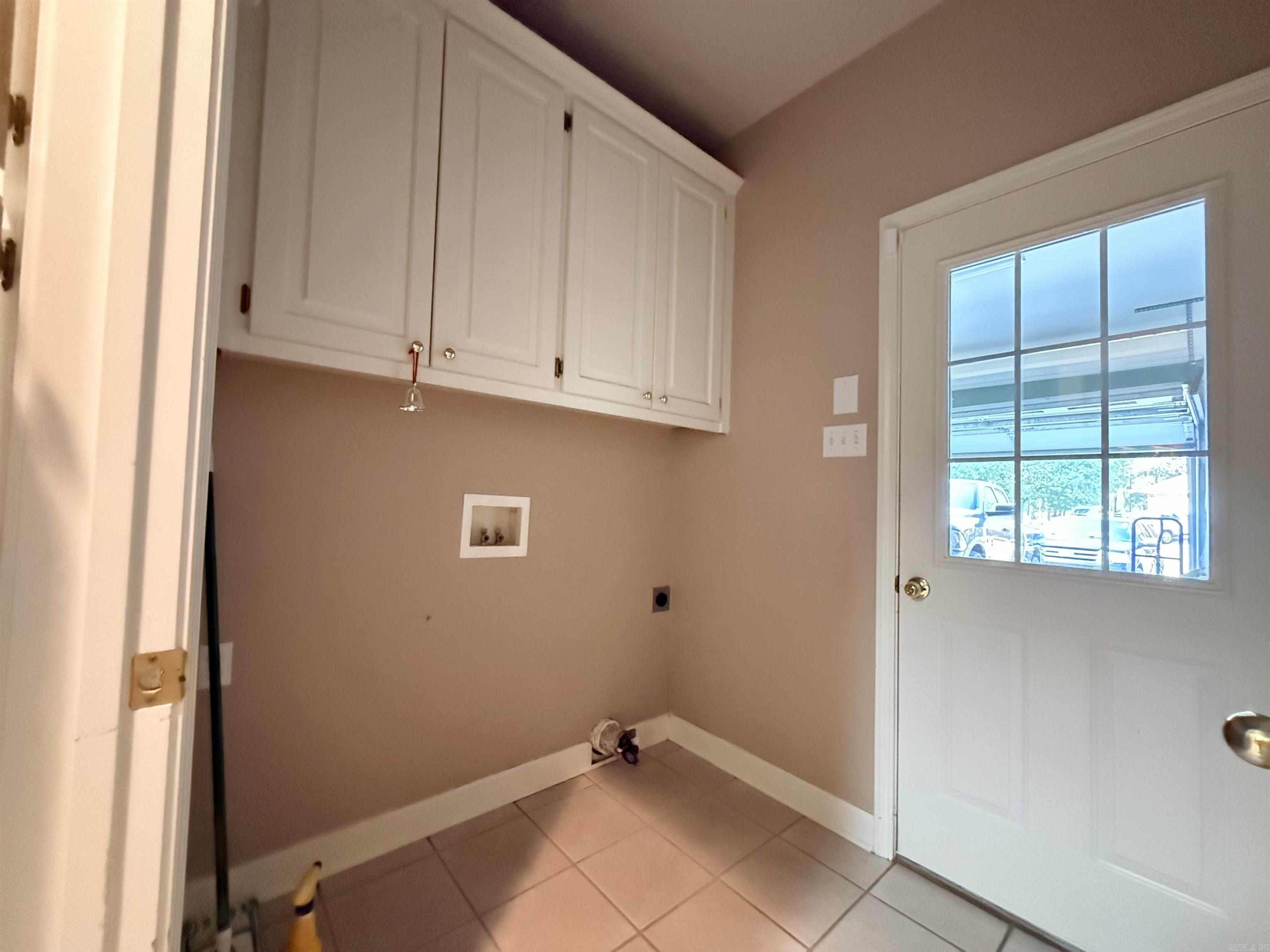 981 Colonial Drive Property Photo 12