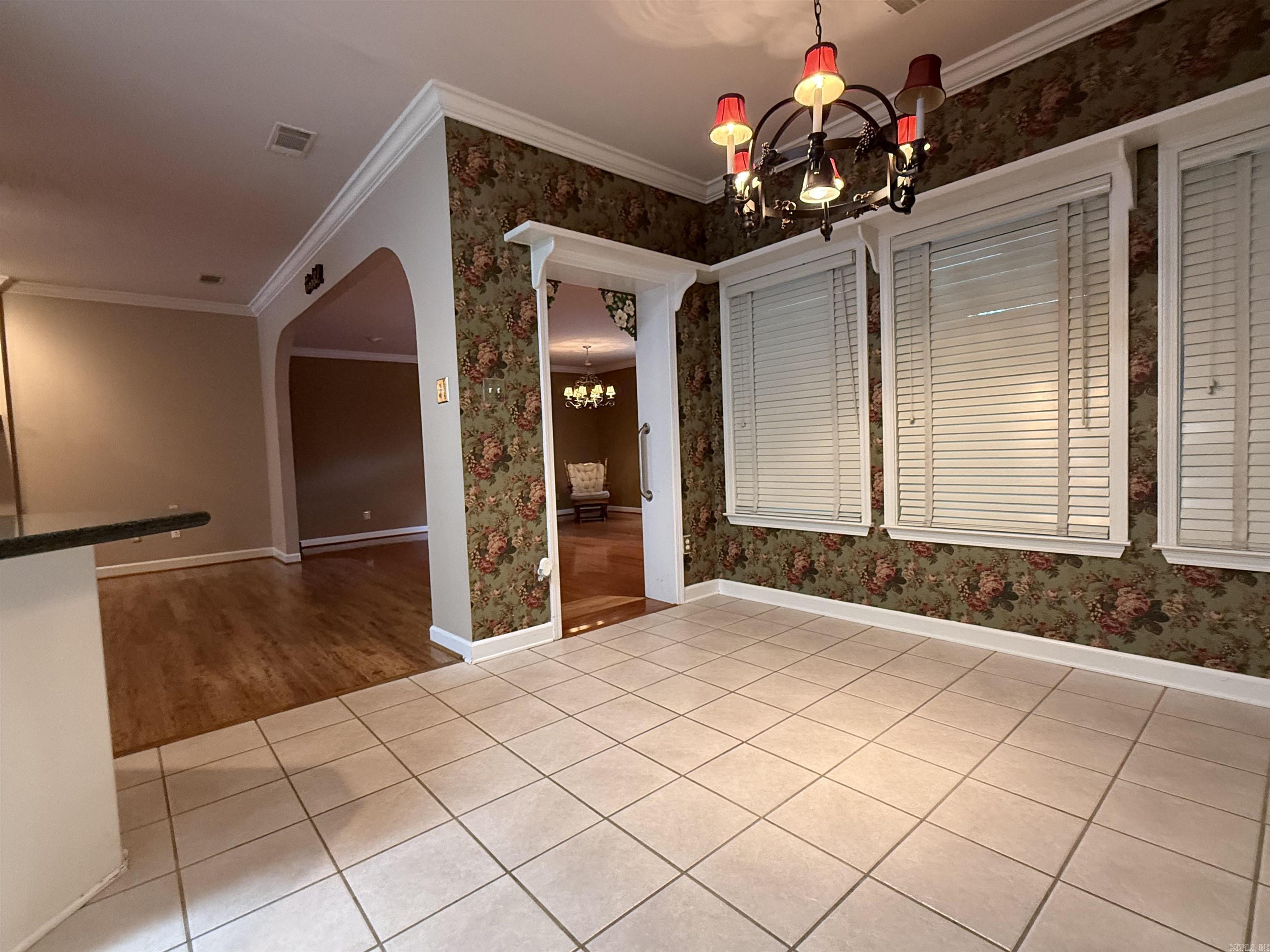 981 Colonial Drive Property Photo 14