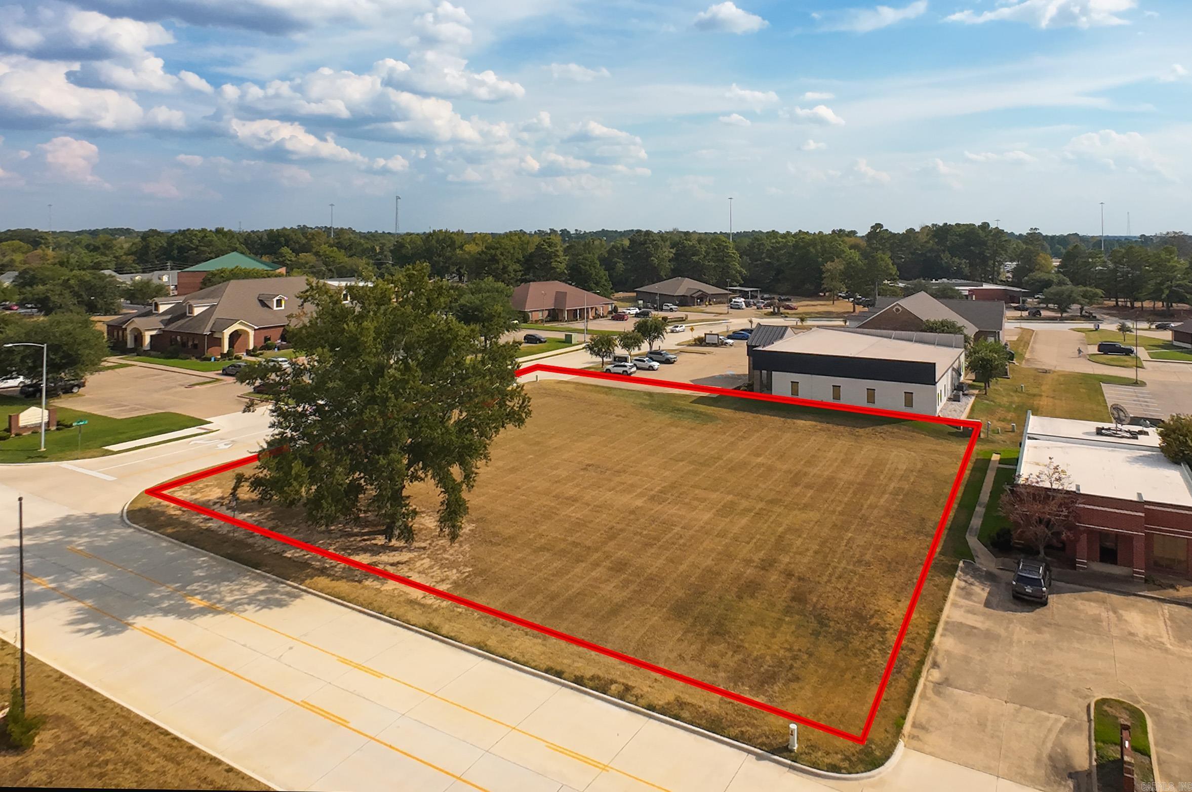 Lot 1 Galleria Oaks Property Photo 1