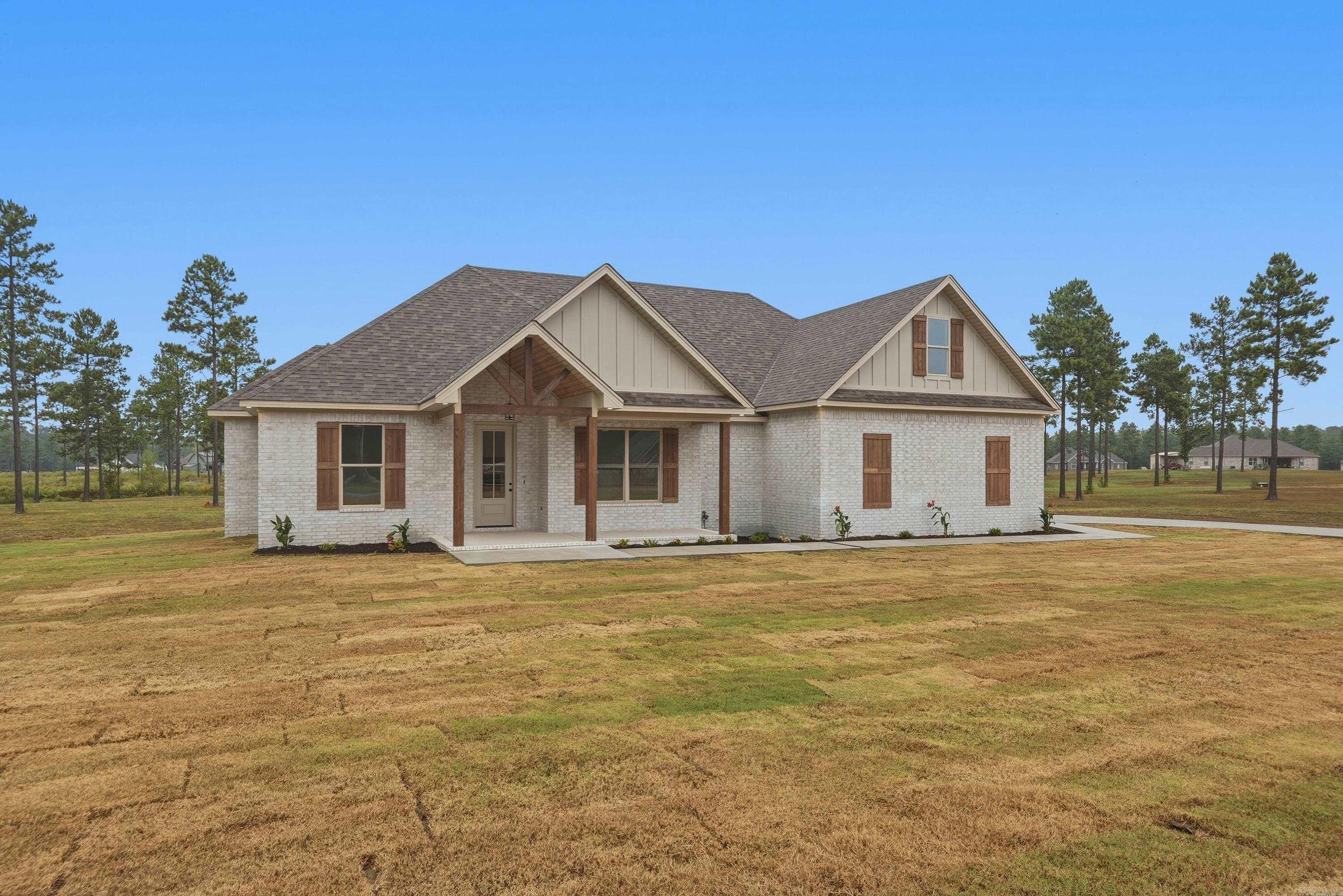 20 Grant 84 Property Photo 1