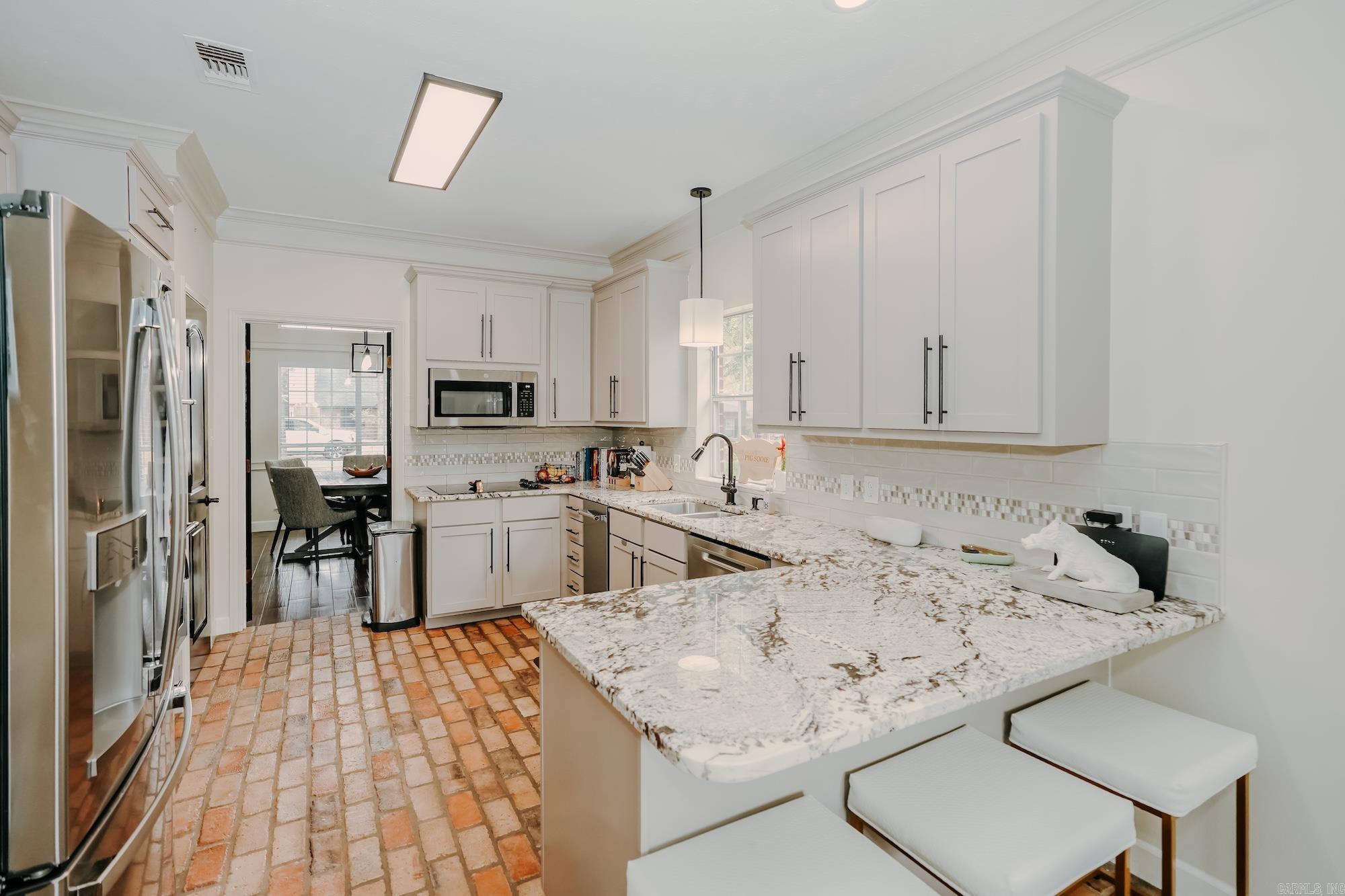 6108 Shadyside Lane Property Photo 15