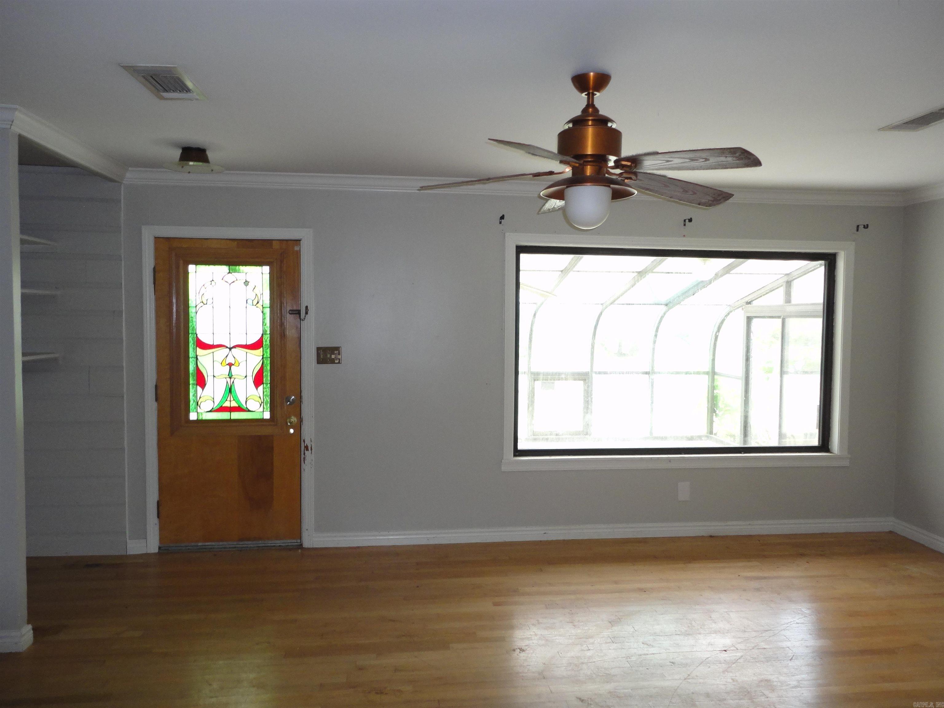 206 S Collison Avenue Property Photo 12