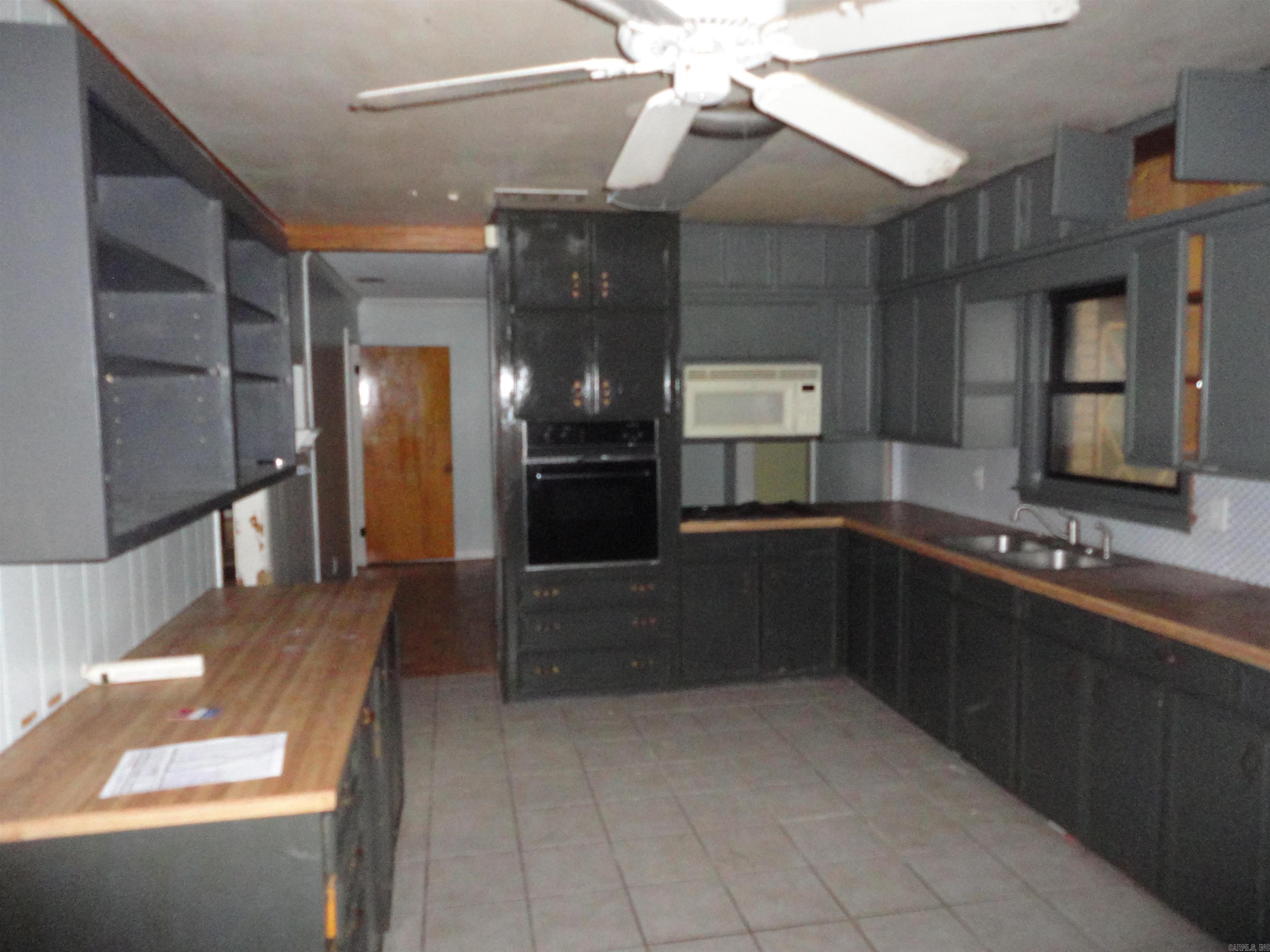 206 S Collison Avenue Property Photo 14