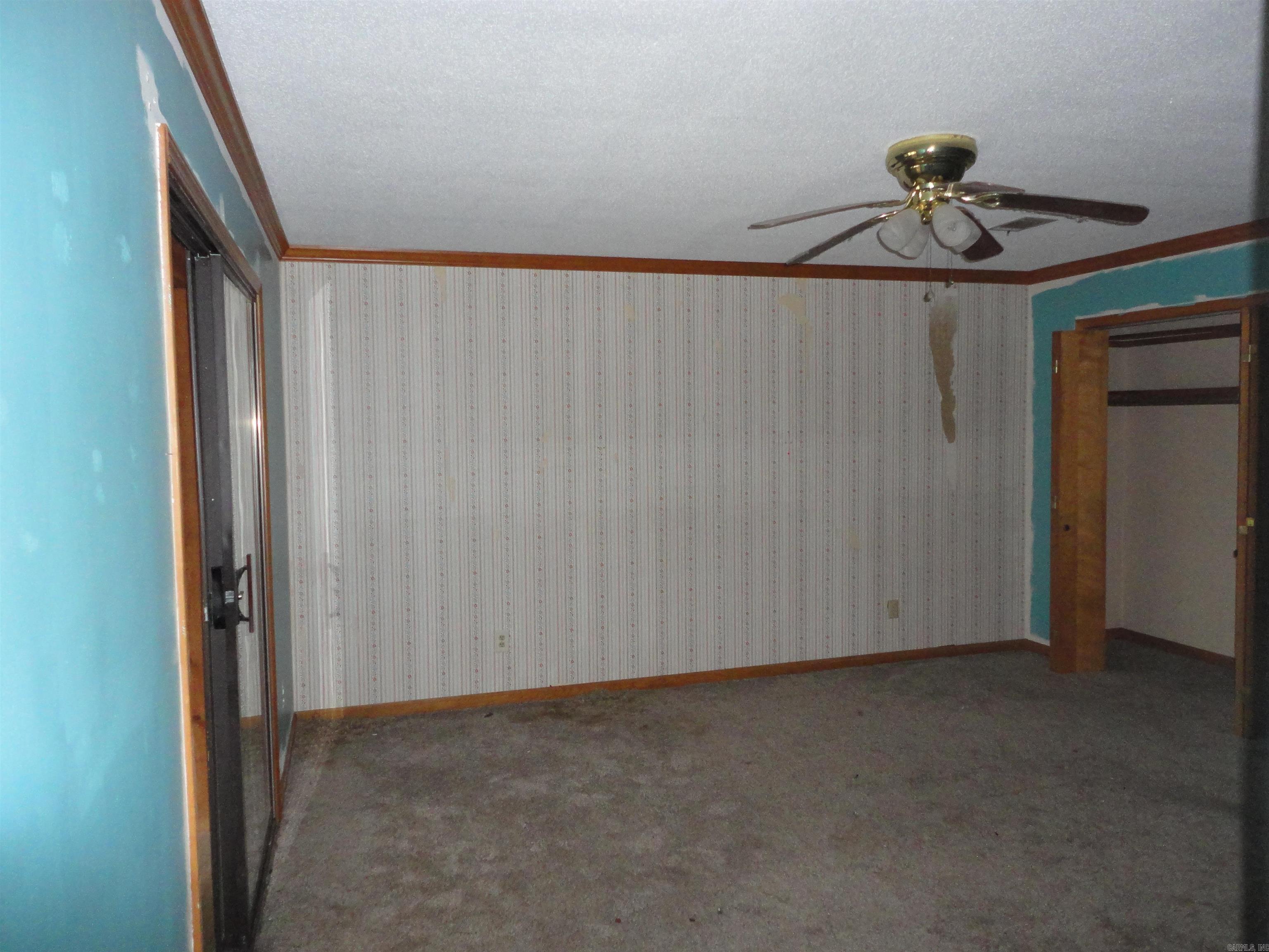 206 S Collison Avenue Property Photo 22