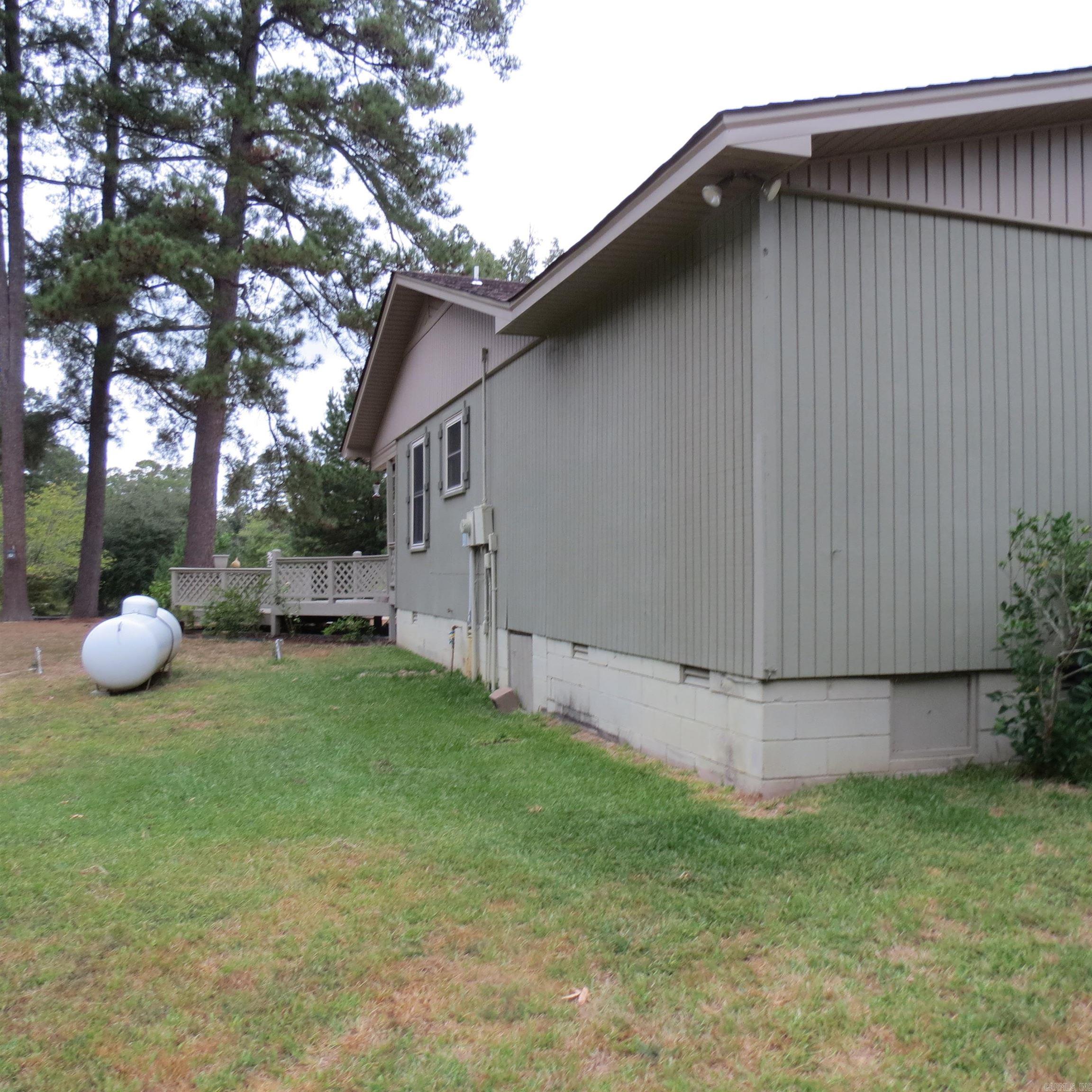 160 Clark Lane Property Photo 5