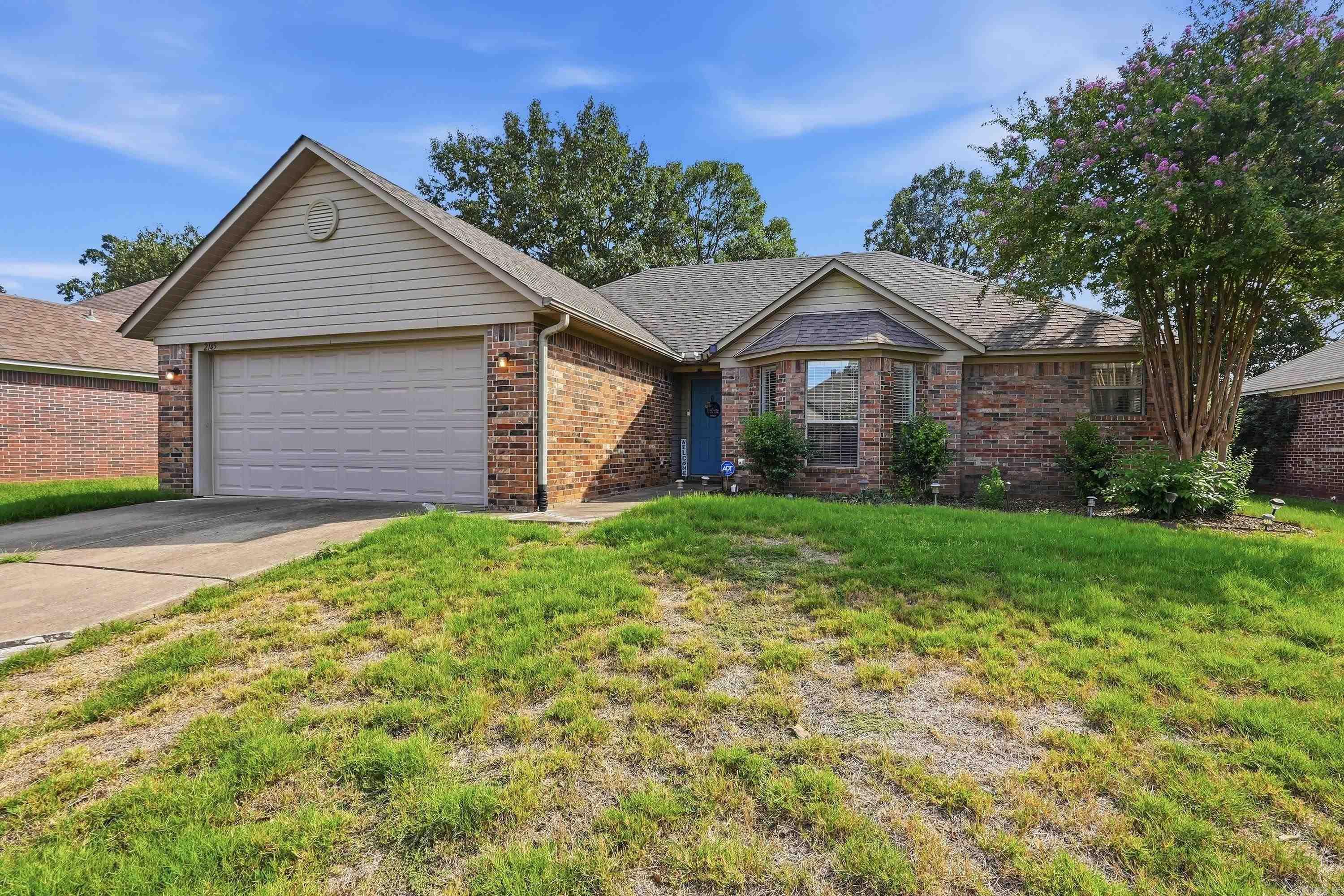 2145 Dillard Drive Property Photo 1